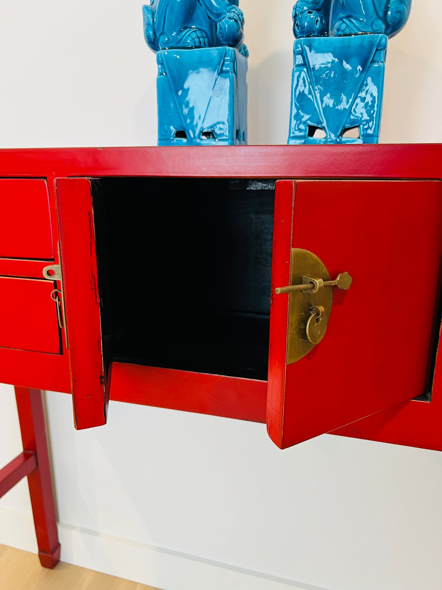 Red Wooden Oriental Hall/Side Table