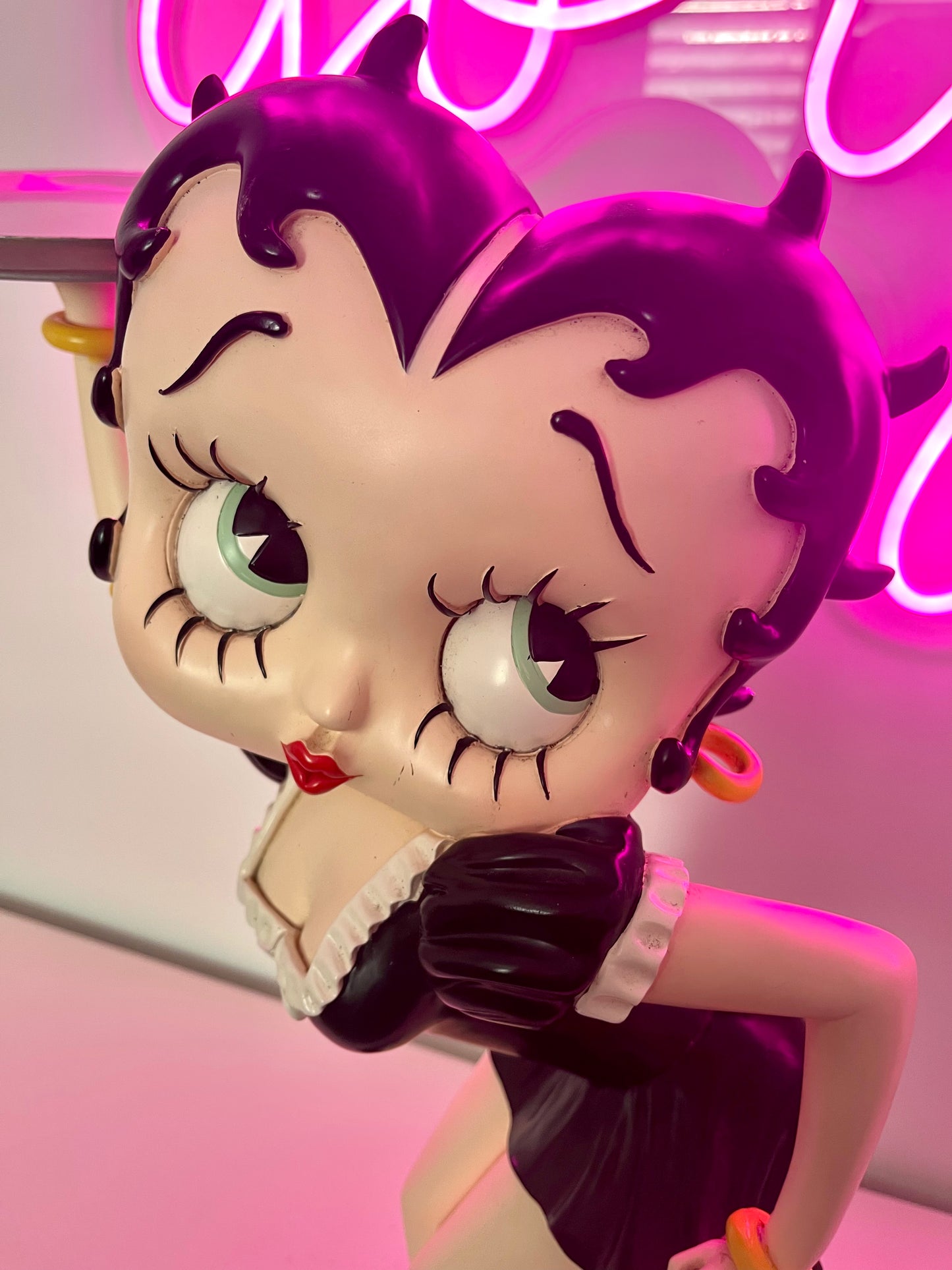 Stunning Vintage Betty Boop Statue