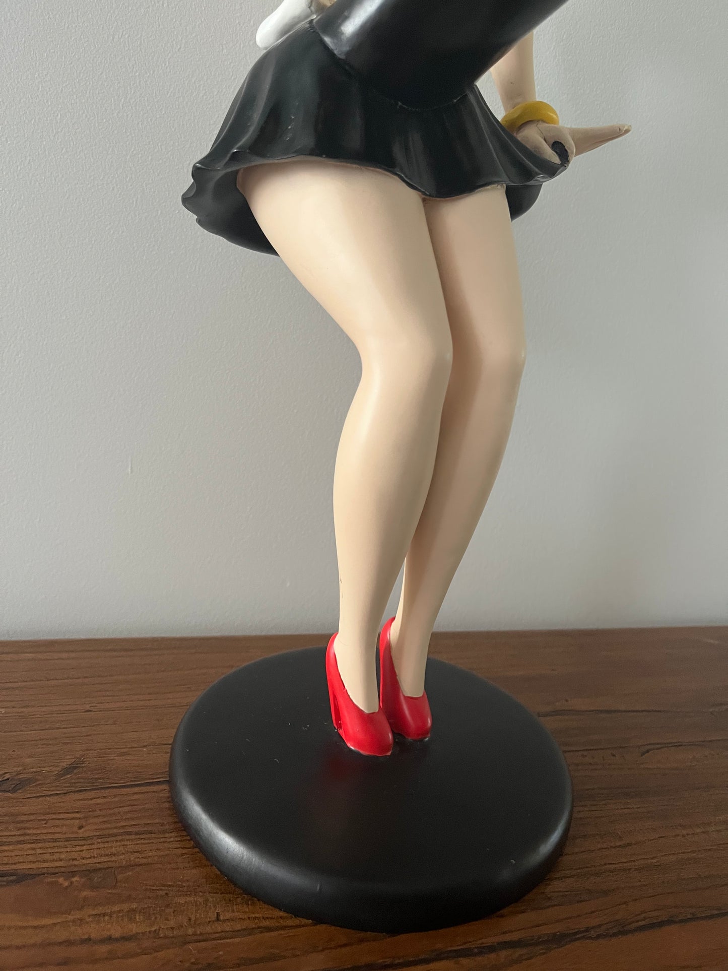 Stunning Vintage Betty Boop Statue