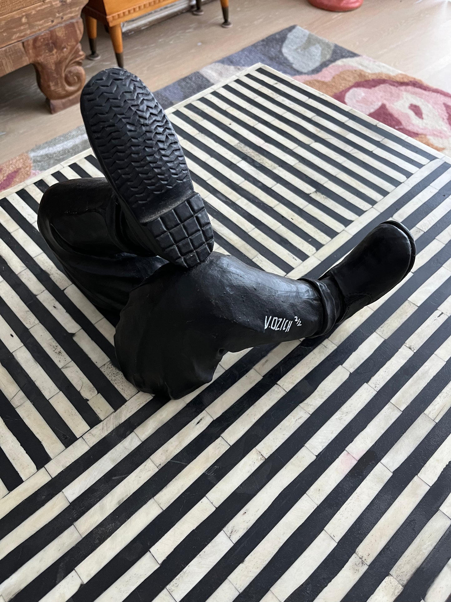 Funky Legs Decor