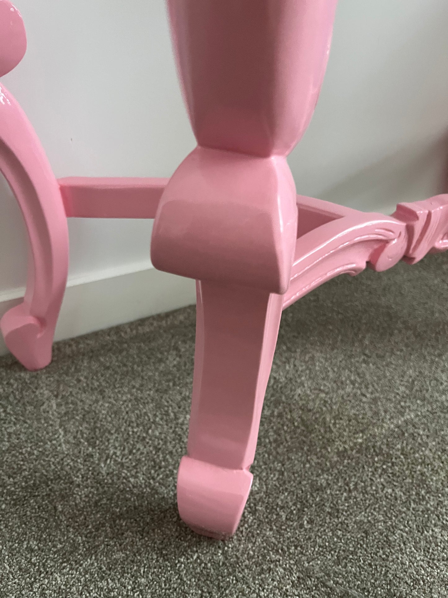 Gorgeous Pink Glossy Table