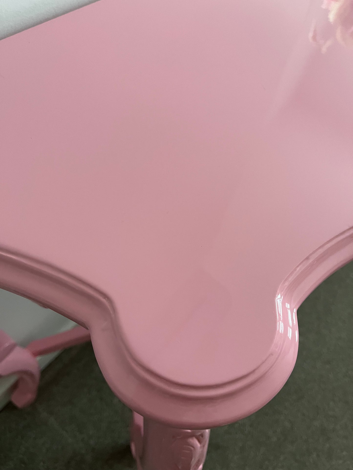 Gorgeous Pink Glossy Table
