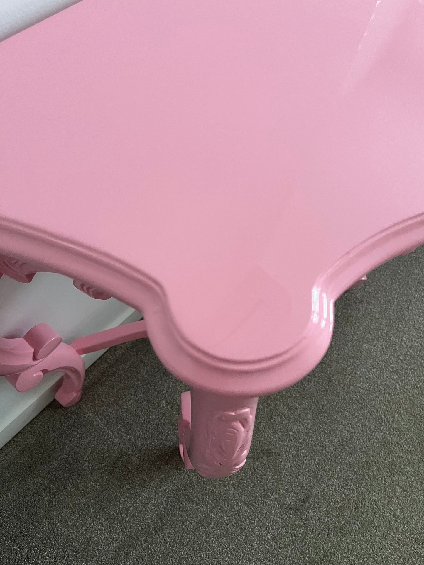 Gorgeous Pink Glossy Table