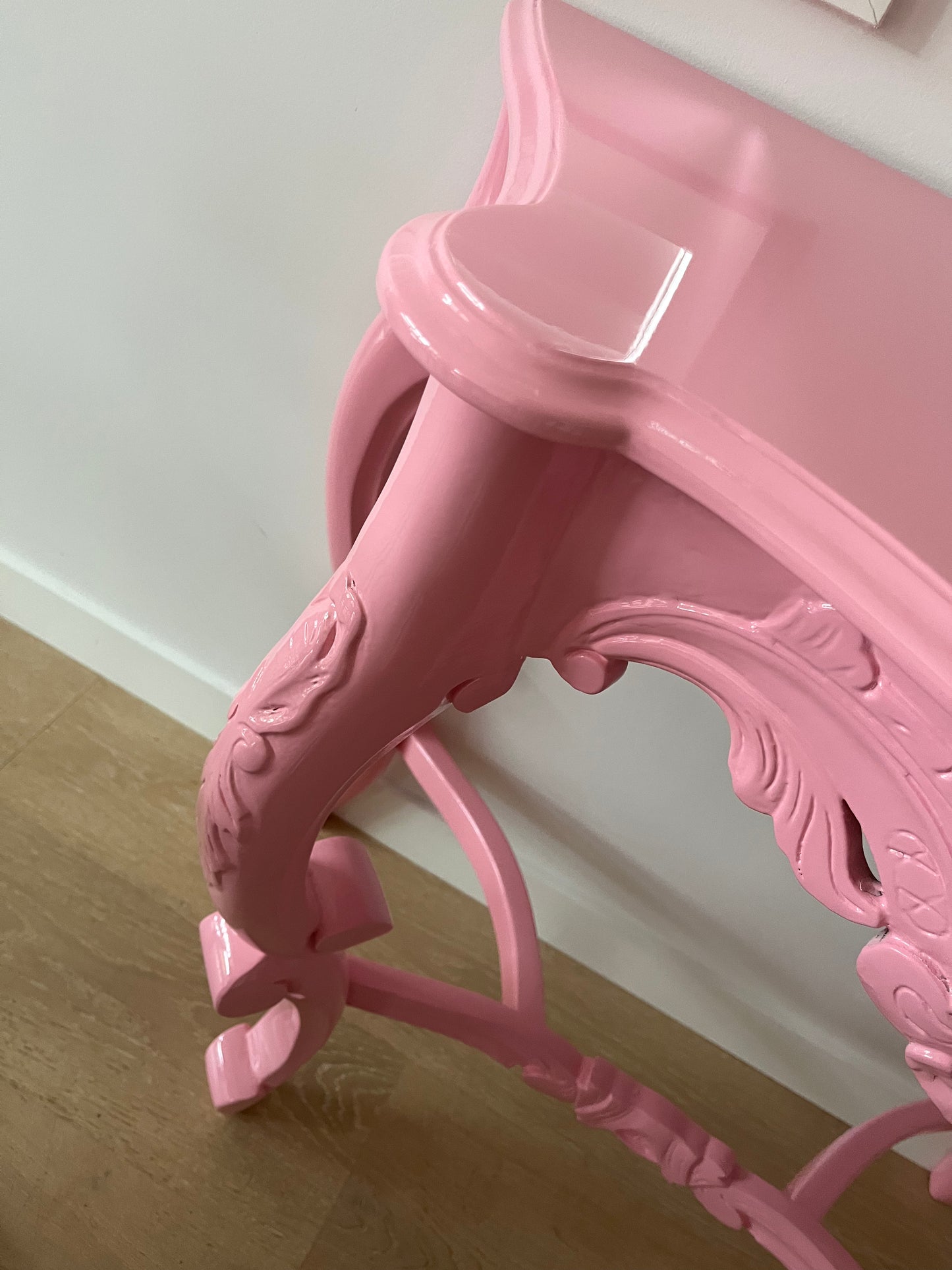 Gorgeous Pink Glossy Table