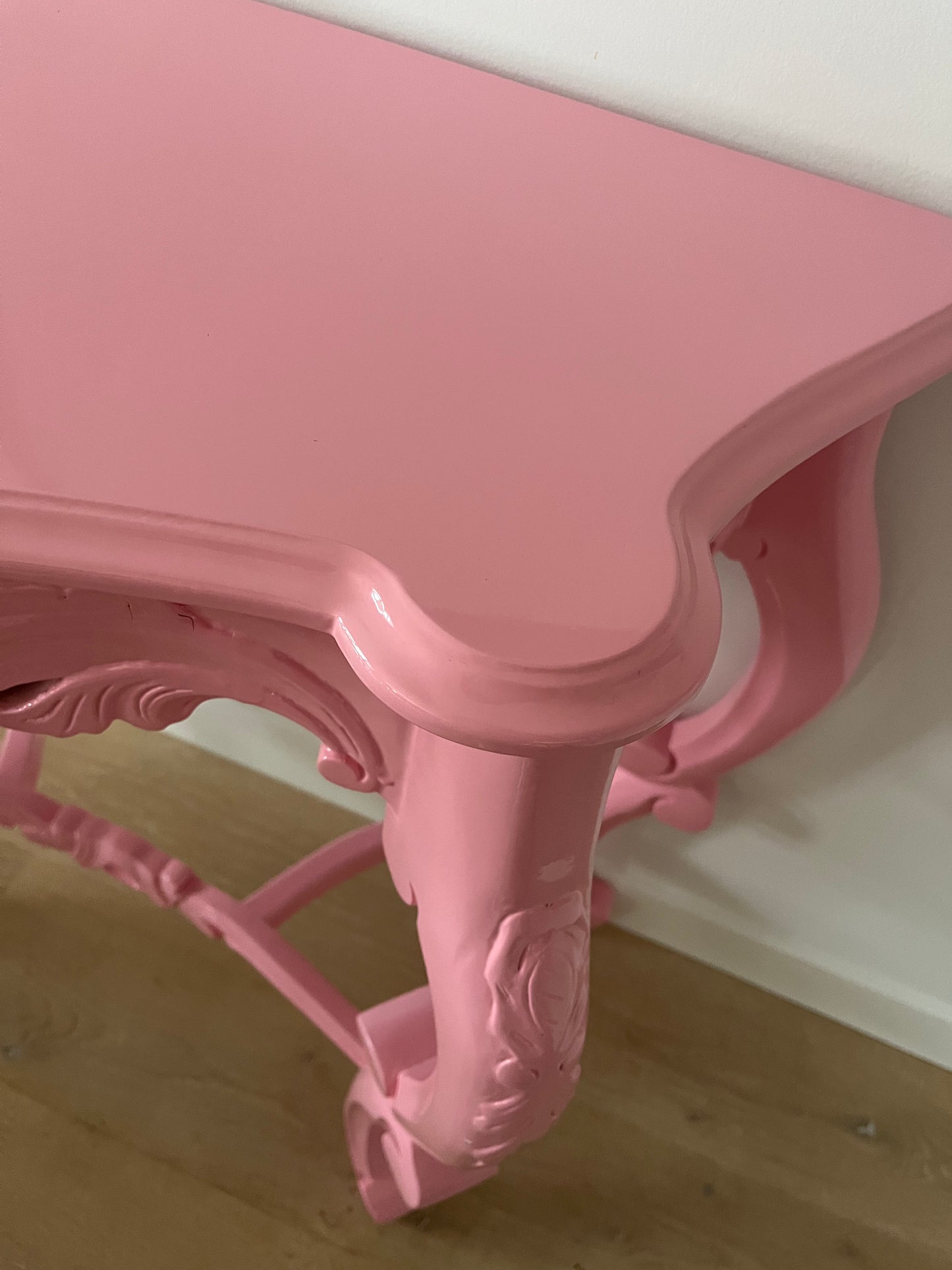 Gorgeous Pink Glossy Table