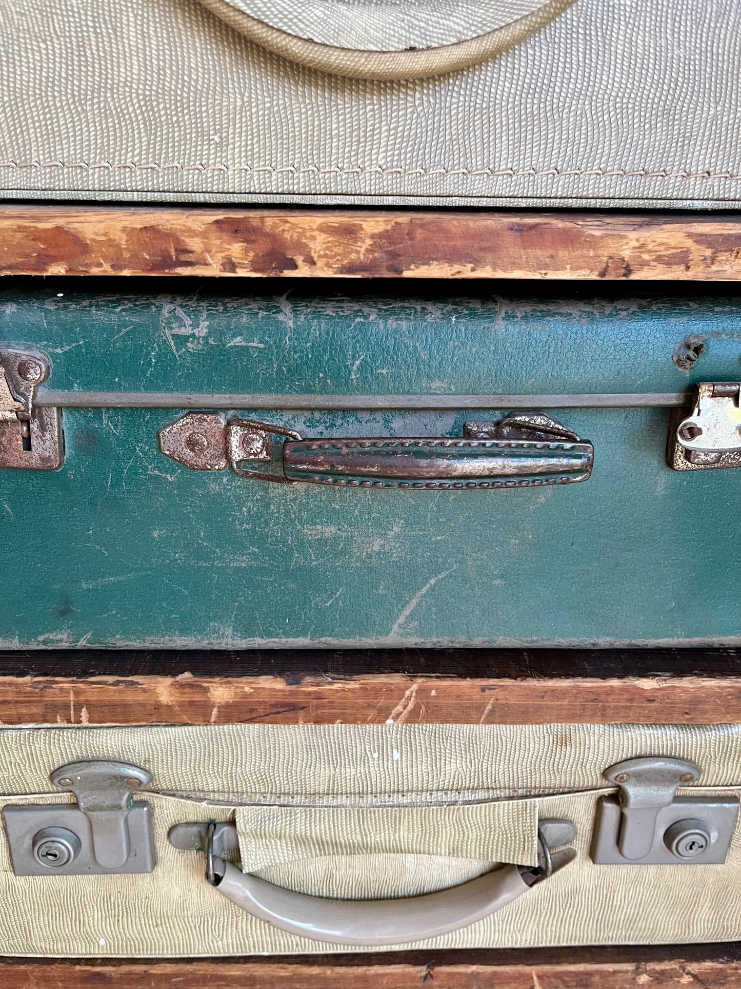 Vintage Suitcase Drawer Set