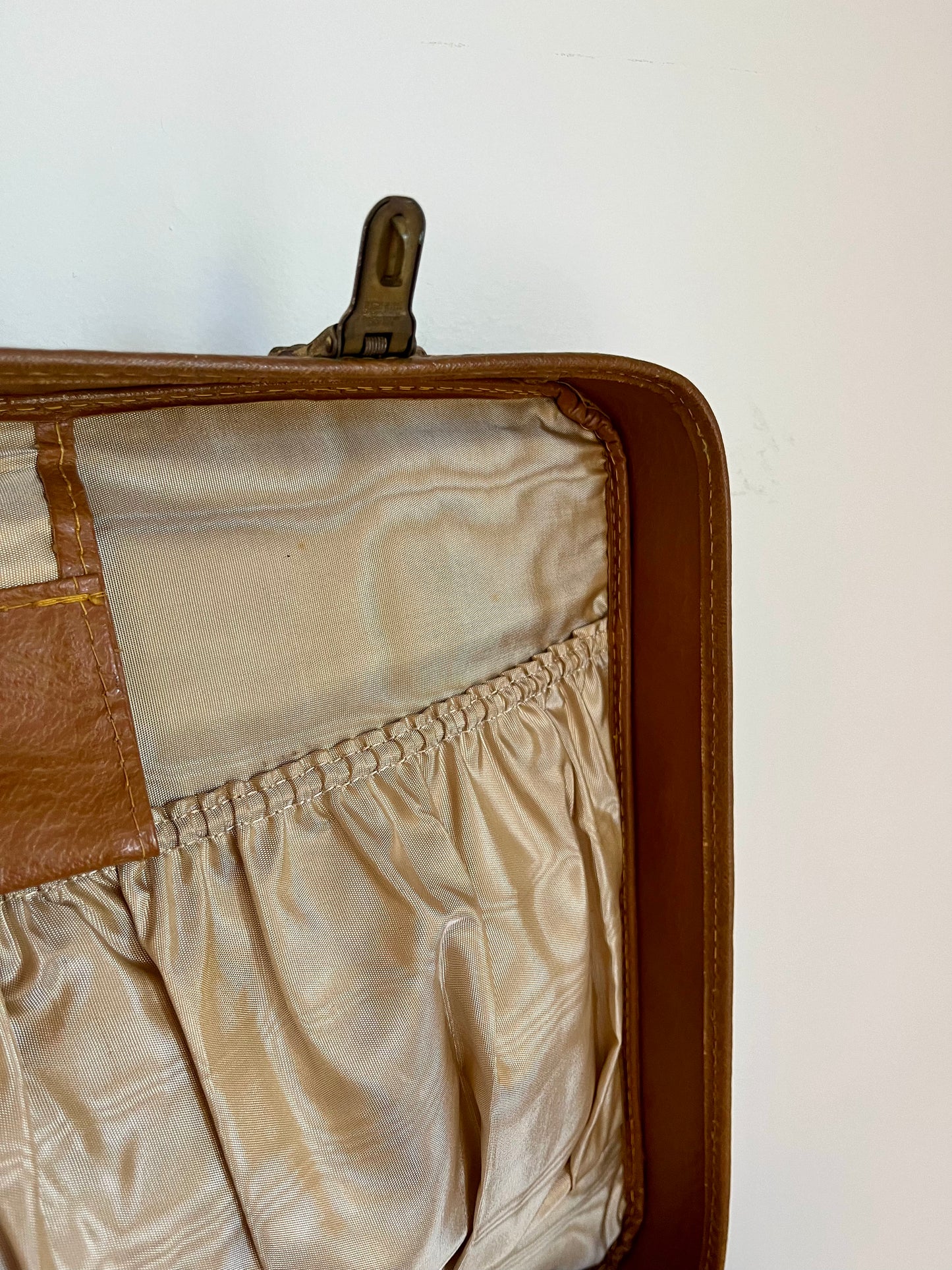 Vintage Suitcase Drawer Set