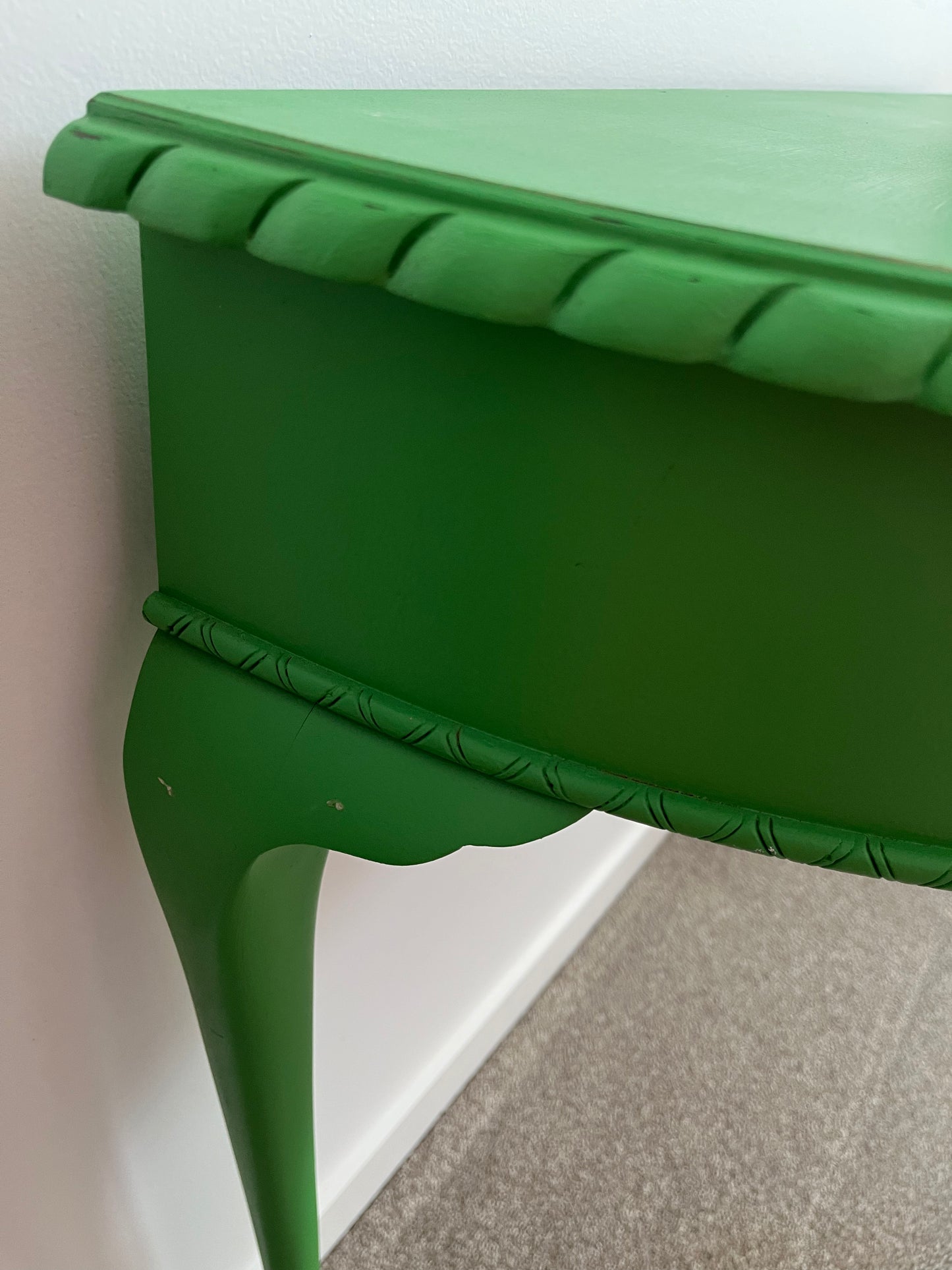 Gorgeous Green Hall Table