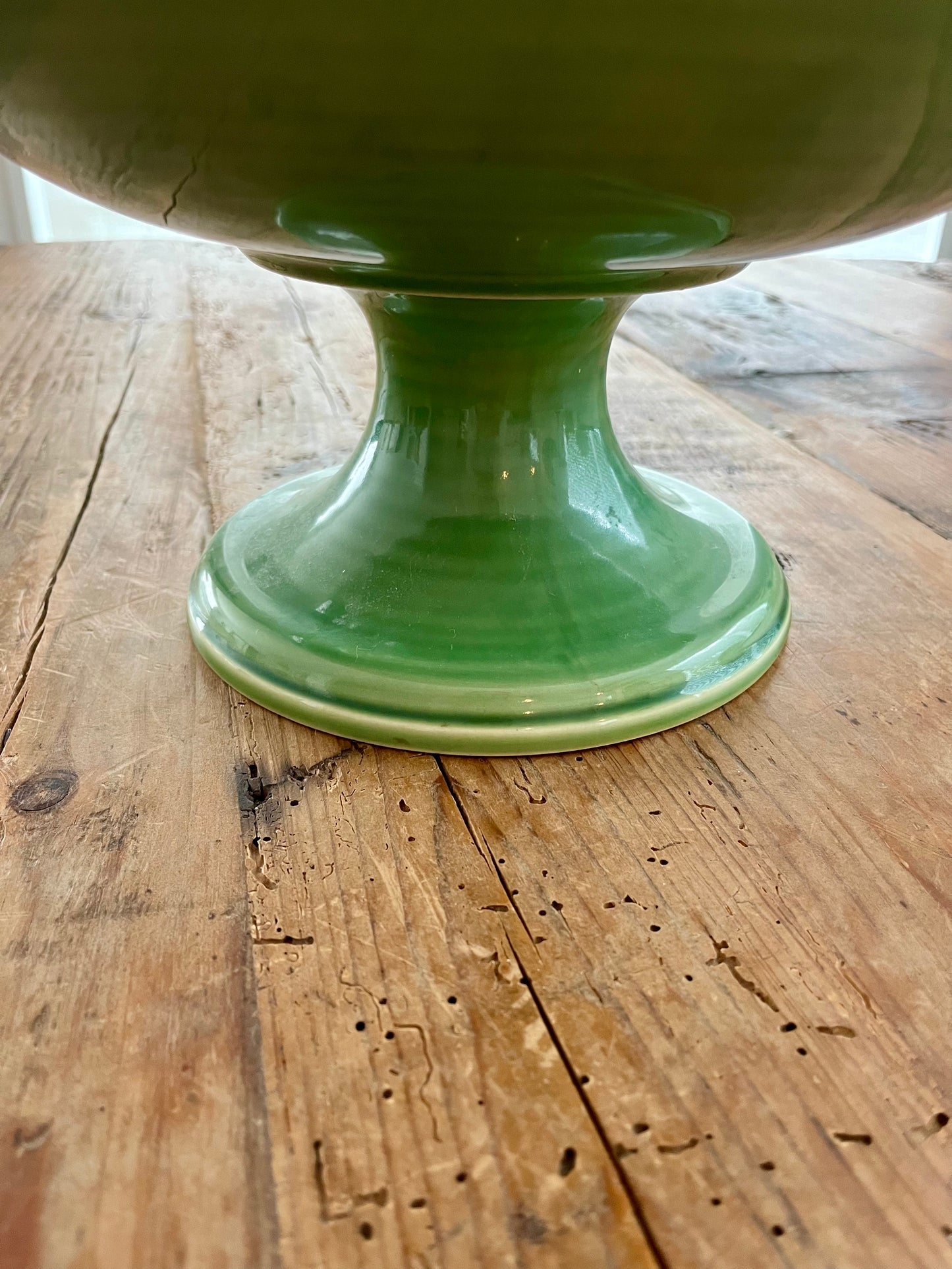 Beautiful Large Pottery Barn Footed Fruit/ Serving Bowl