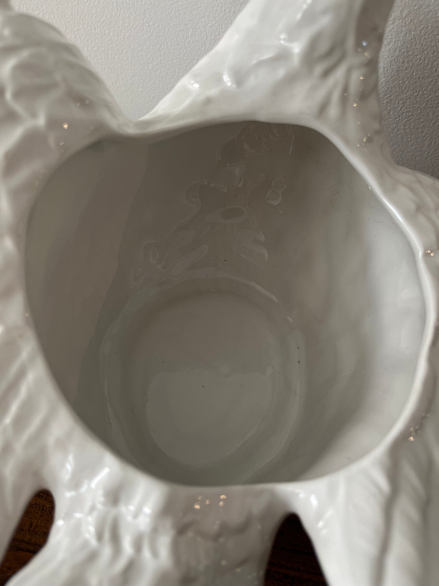 Beautiful Ceramic Swan Planter