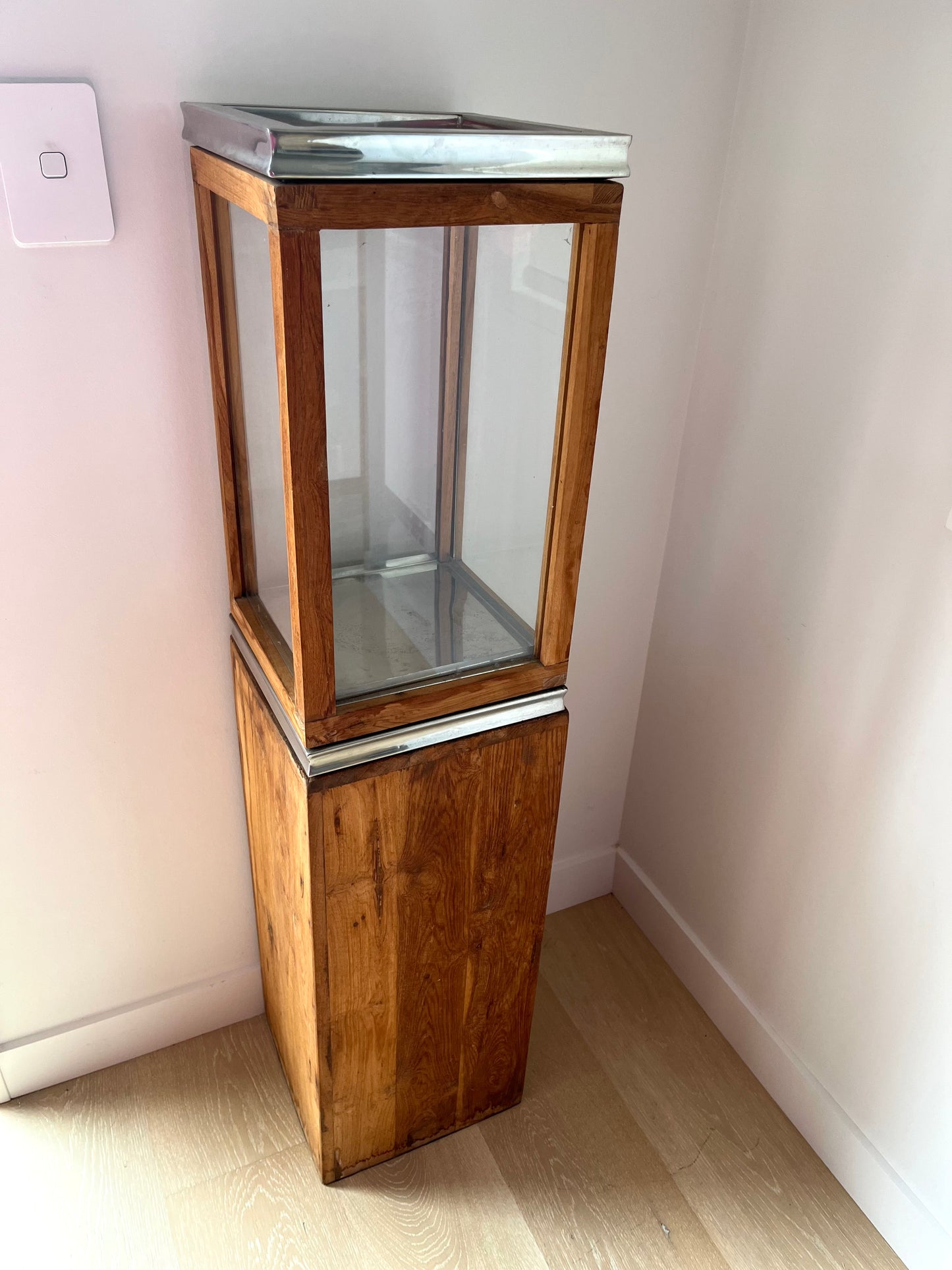 Wooden Pillar Display Stand with Naughty Gnome