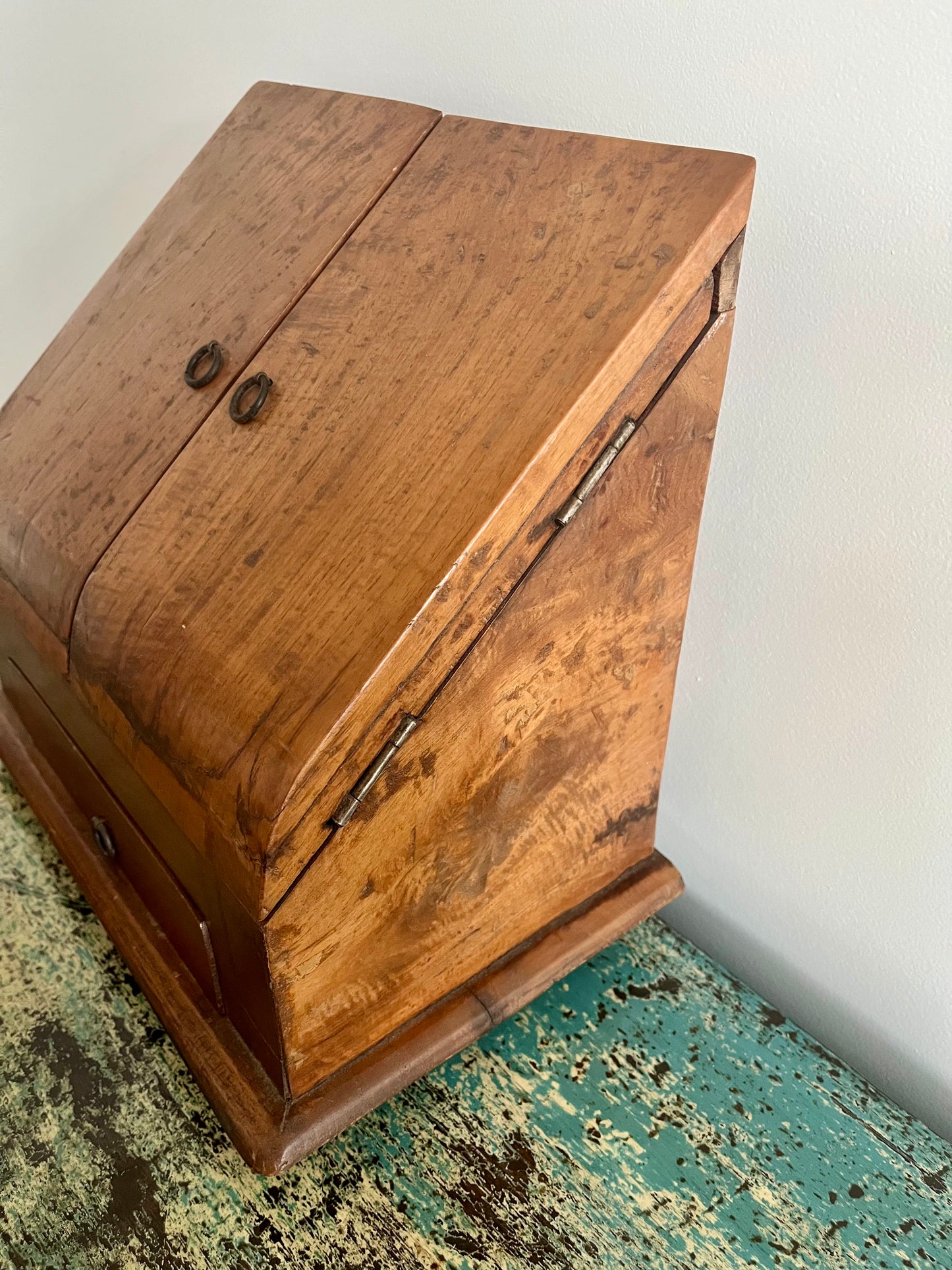 Vintage Desk Compendium