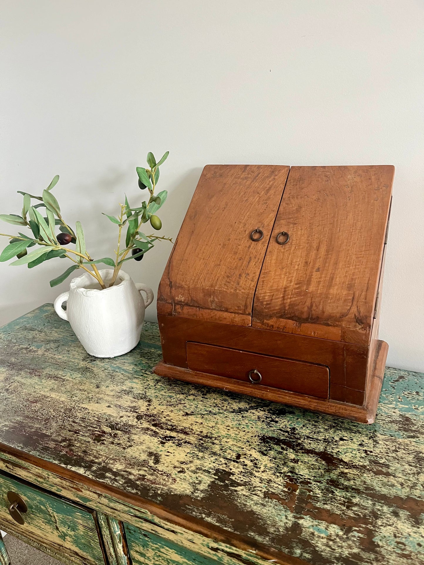 Vintage Desk Compendium