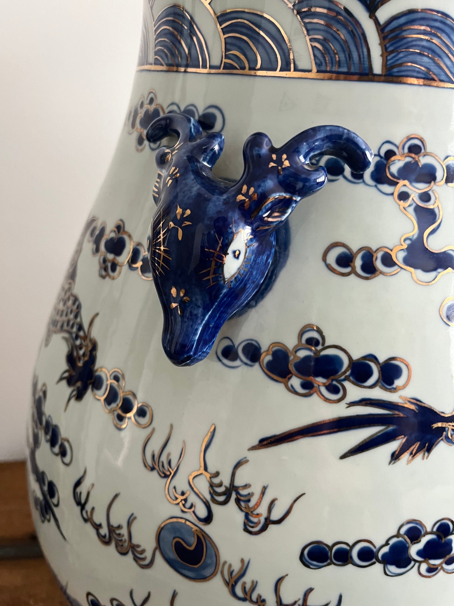 Large and Beautiful Oriental Vase/ Umbrella Stand