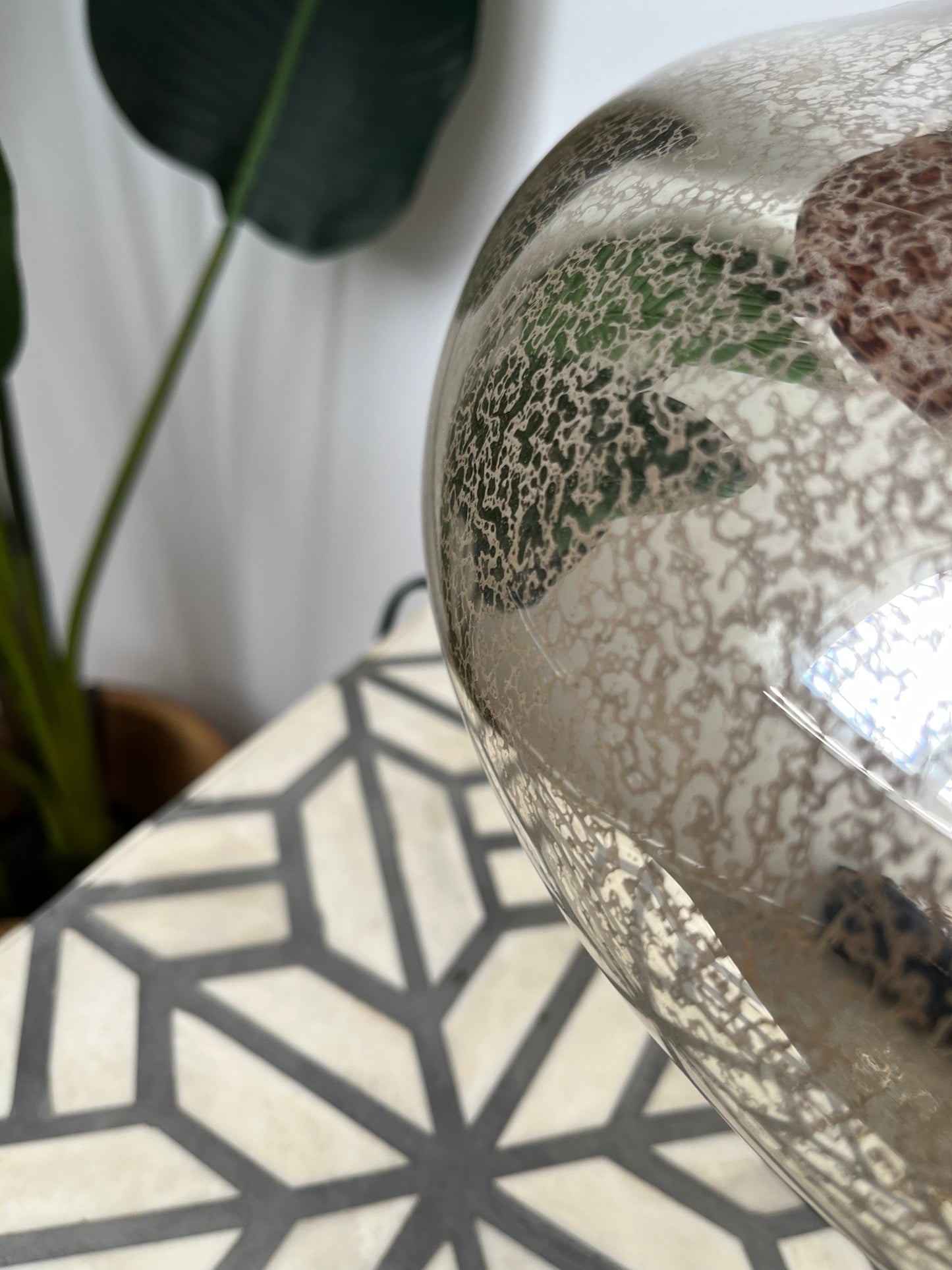 Striking Table Lamp