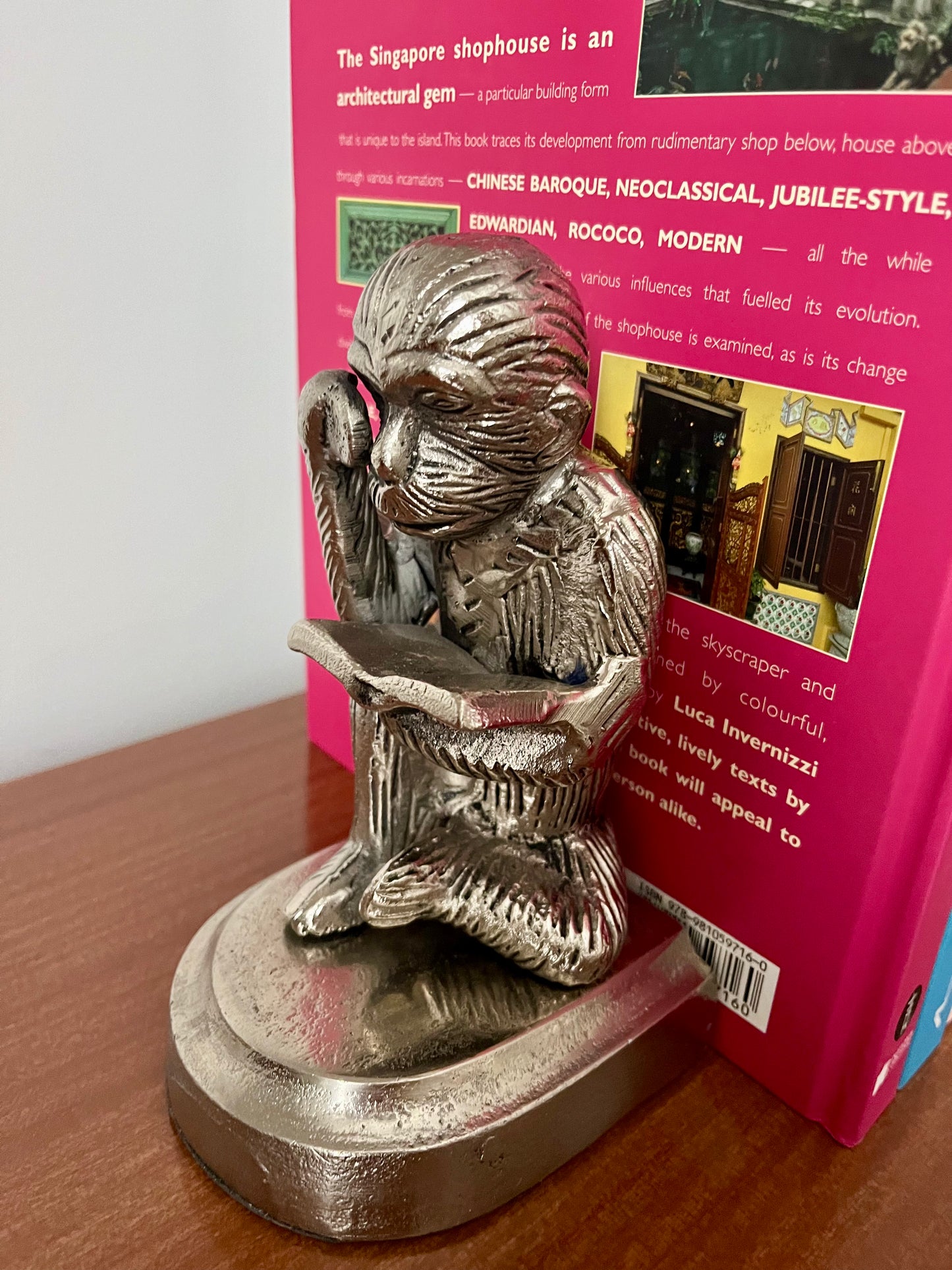 Monkey Reading Bookends