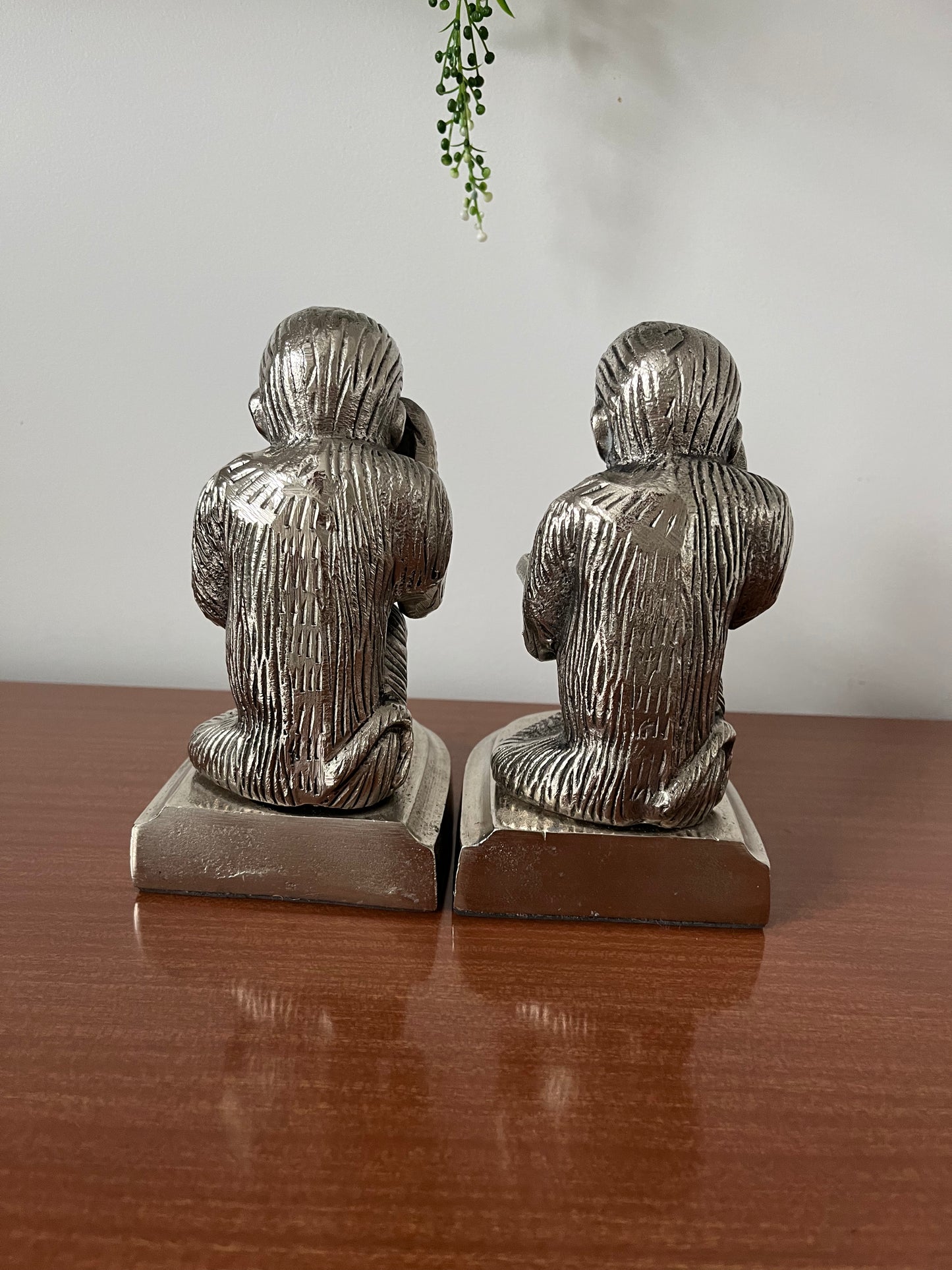 Monkey Reading Bookends