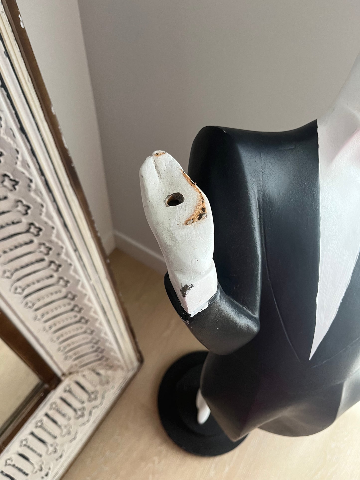 Funky Waiter Statue