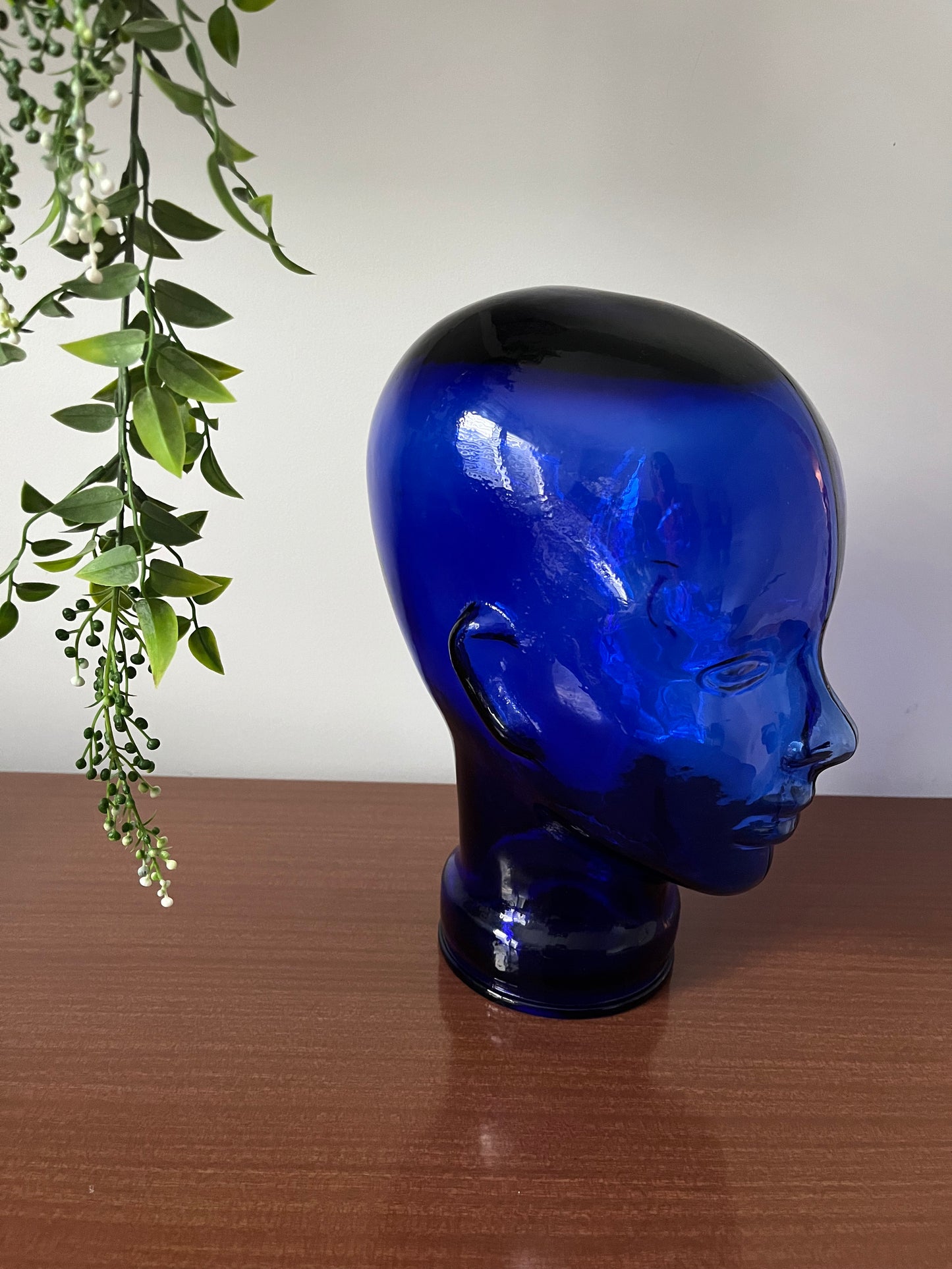 Retro Glass Mannequin Head