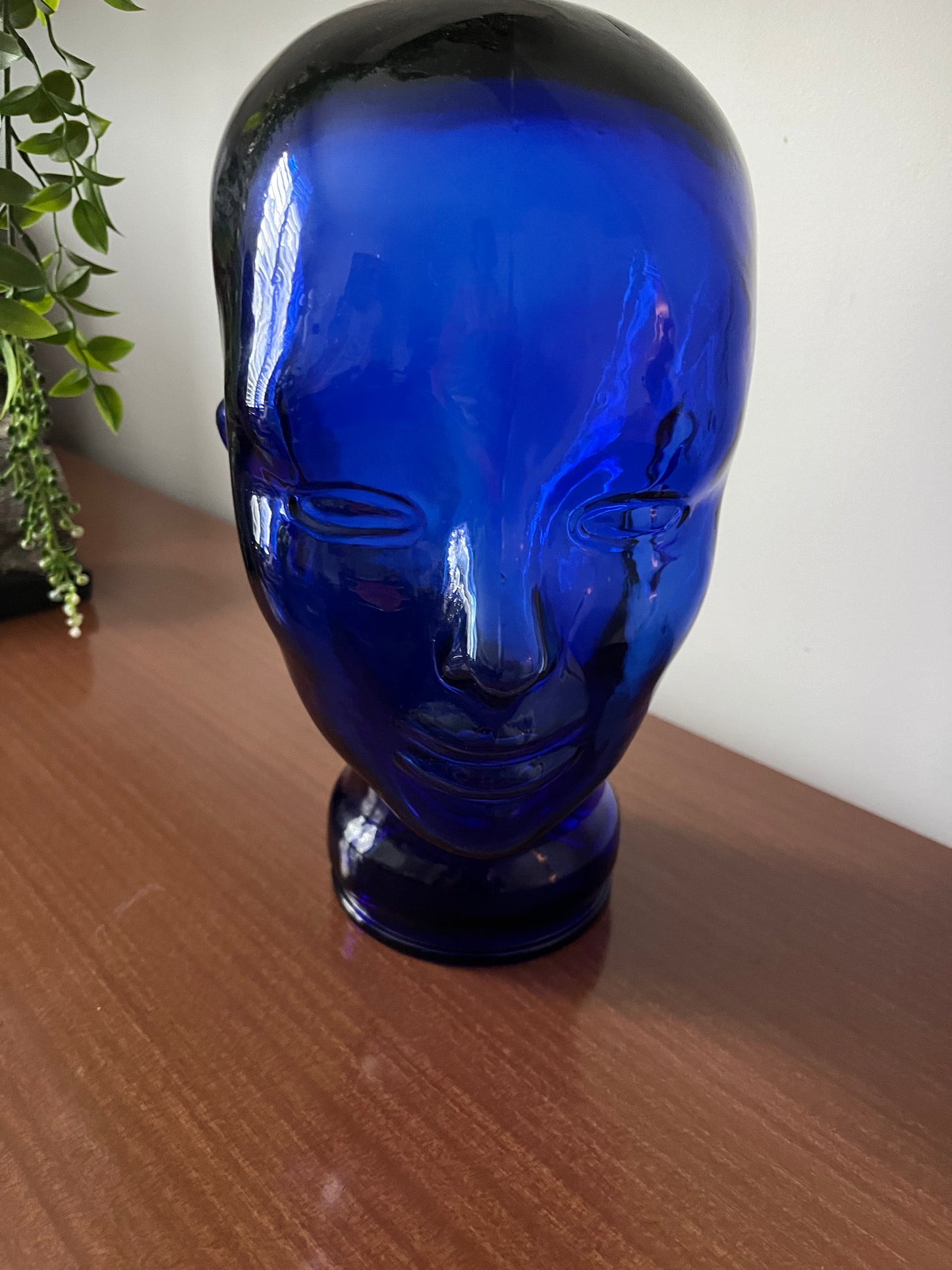 Retro Glass Mannequin Head