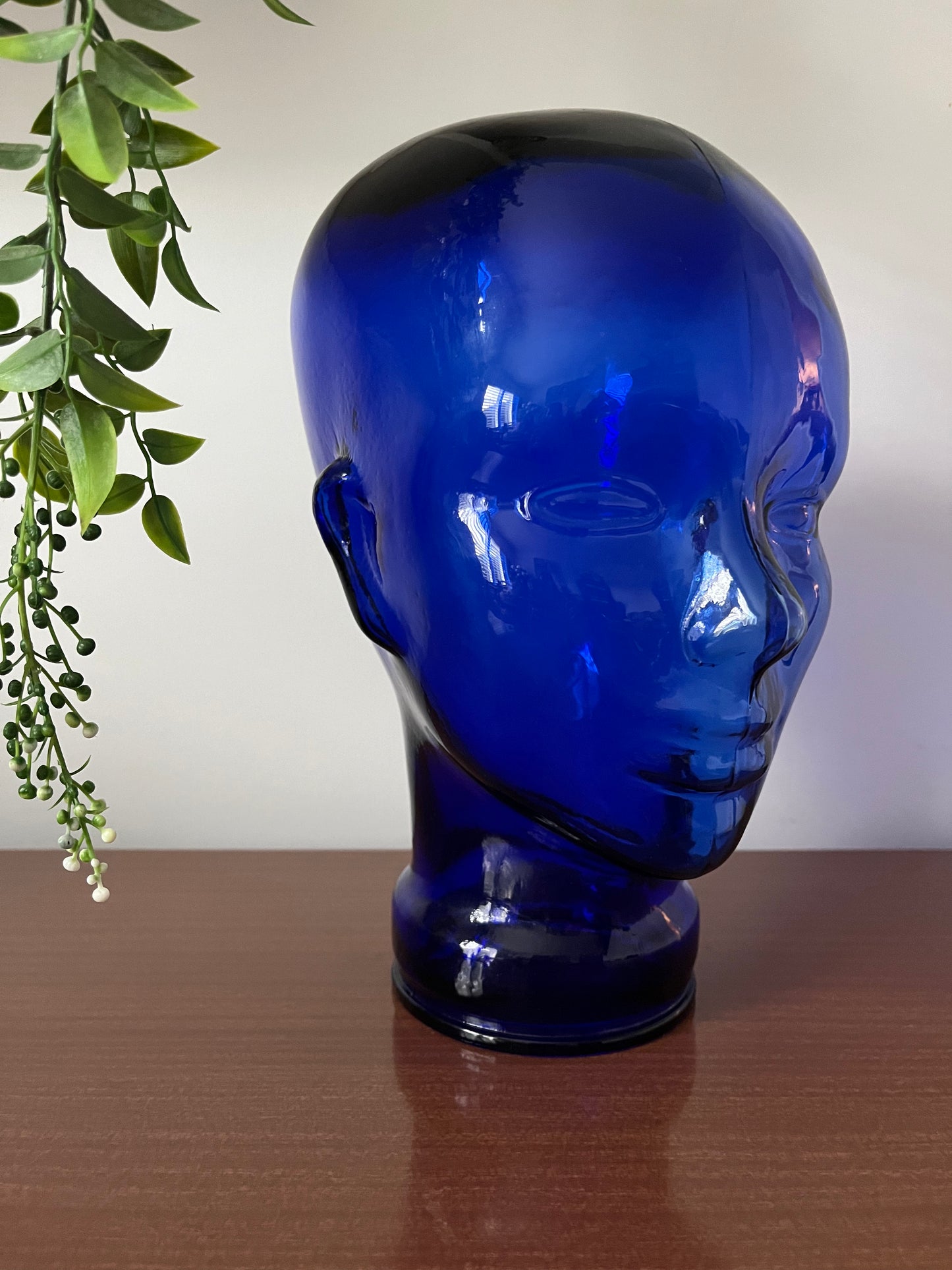 Retro Glass Mannequin Head