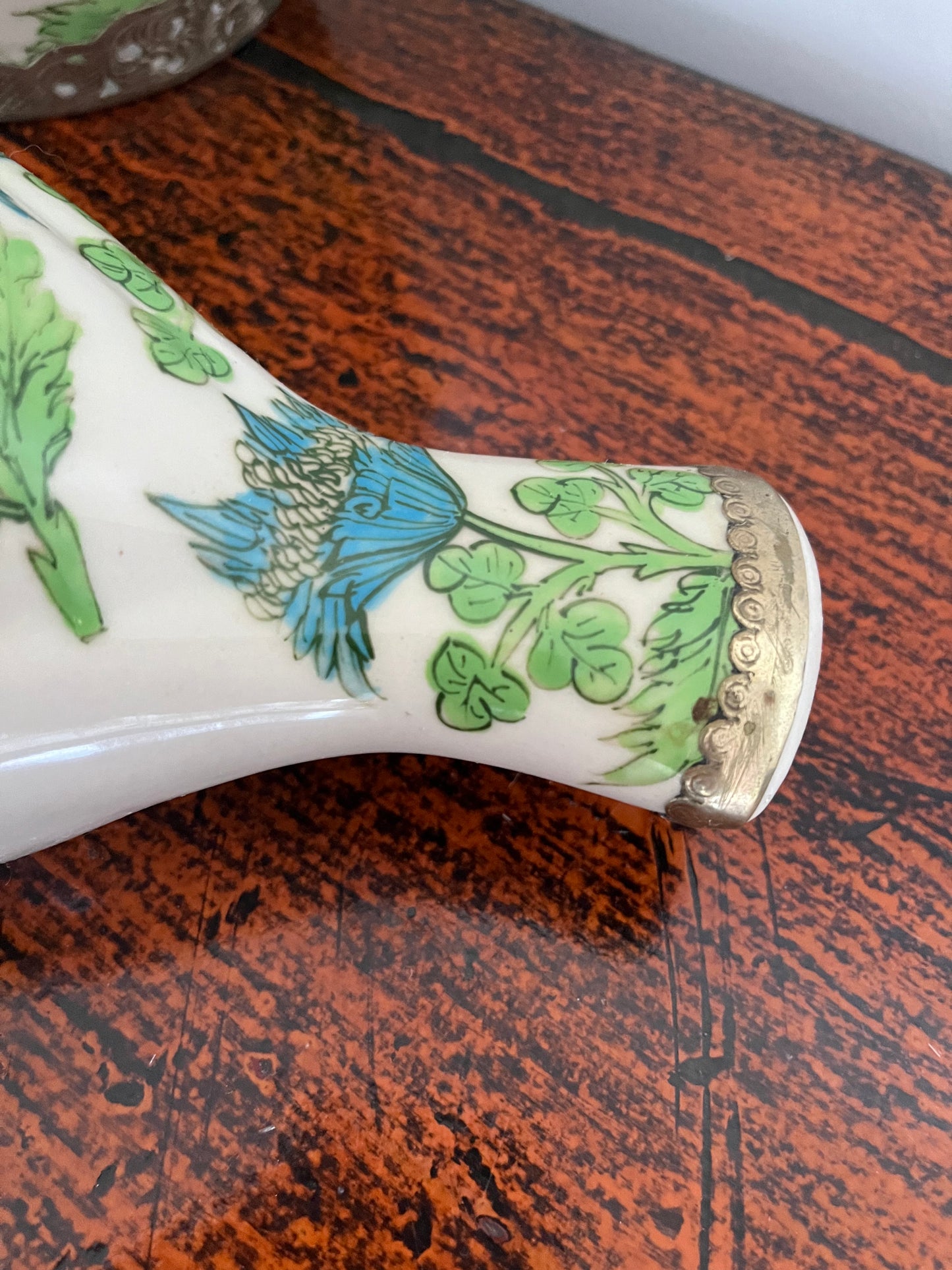 Gorgeous Floral Vase & Birds Set
