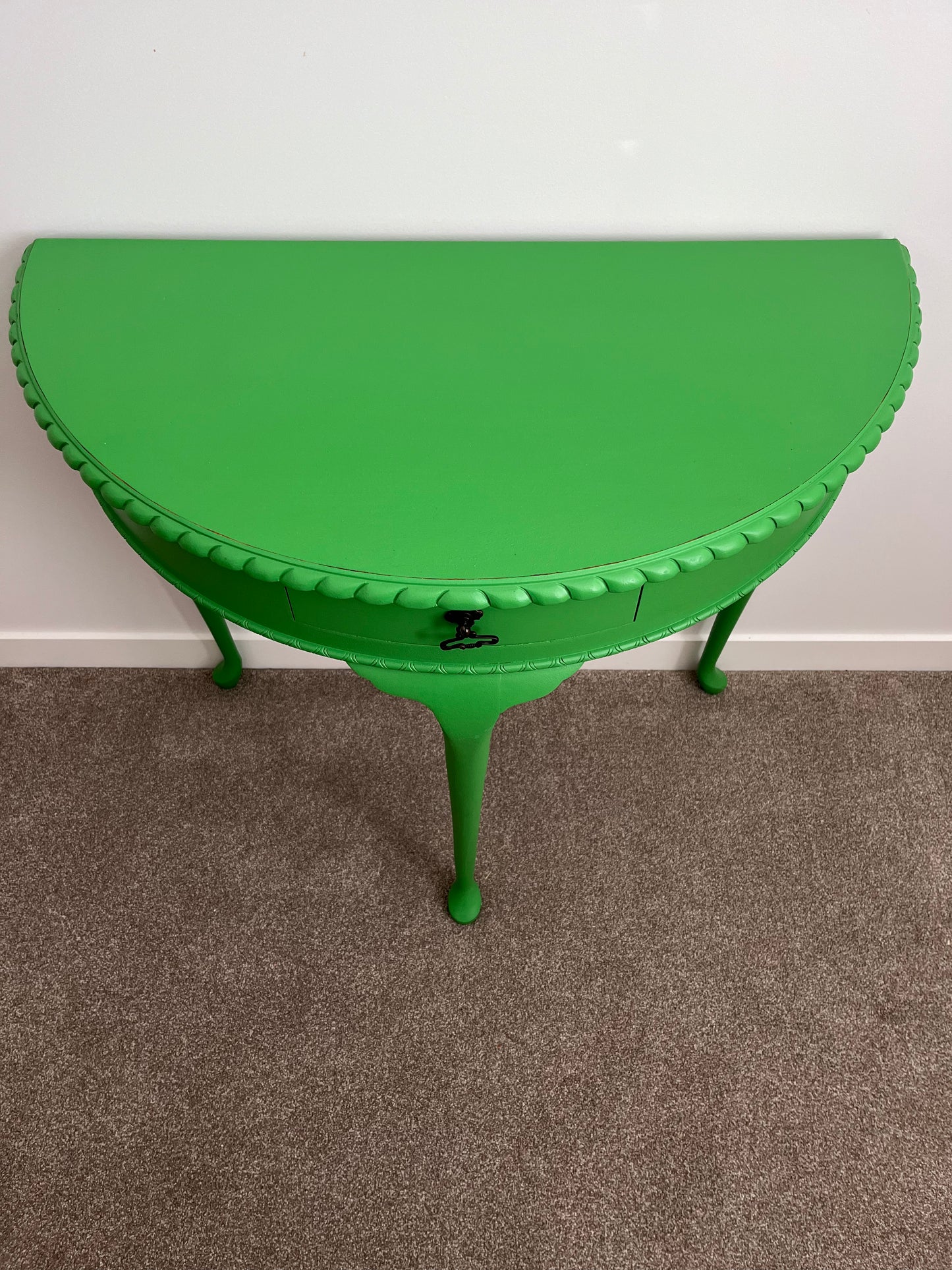 Gorgeous Green Hall Table