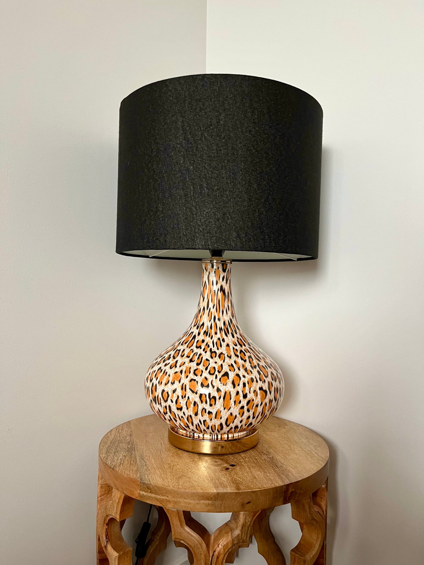 Lovely Le Forge Leopard Print Table Lamp
