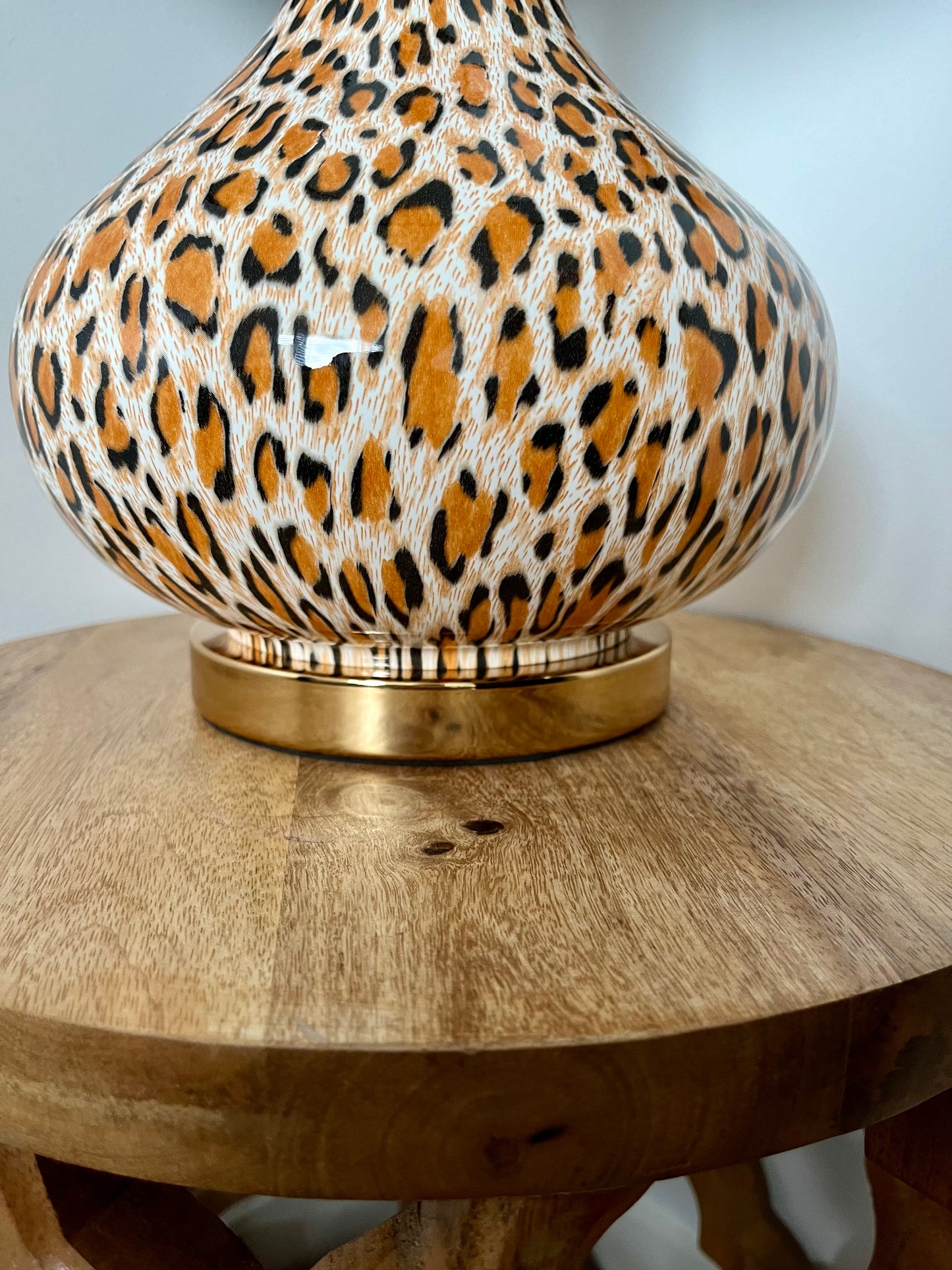 Lovely Le Forge Leopard Print Table Lamp