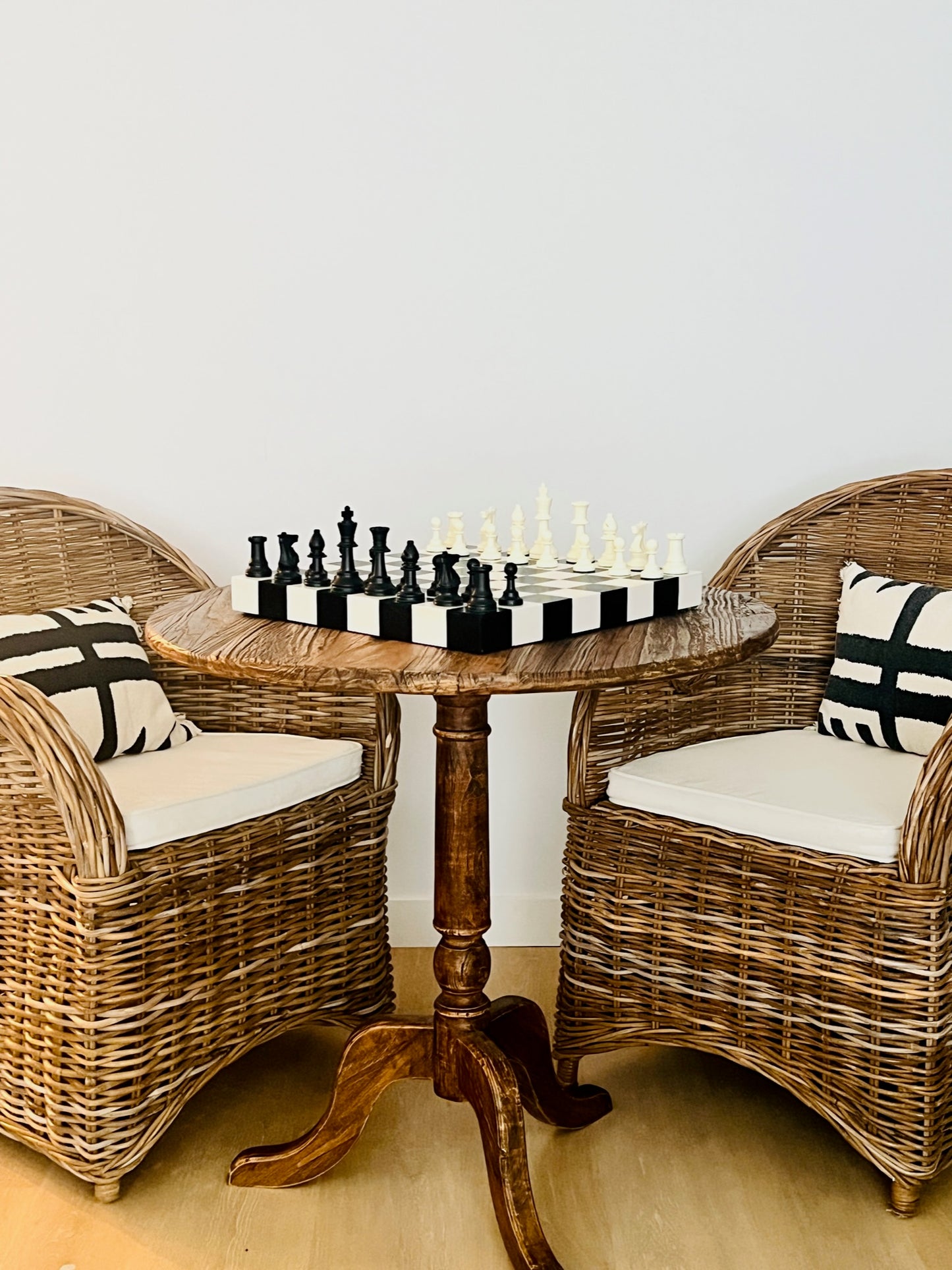 Beautiful Rustic Wicker & Wooden Dining Set