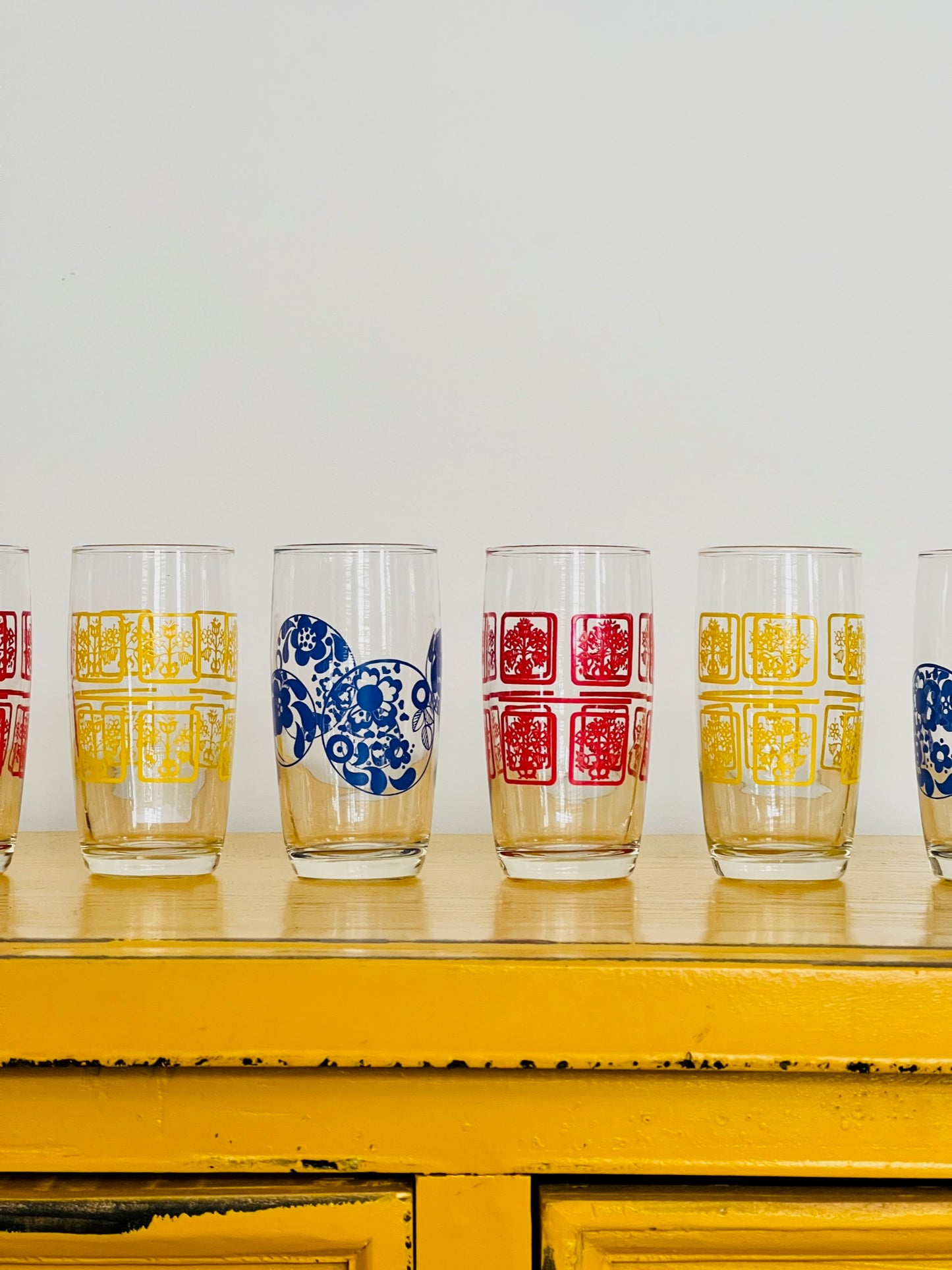 Set of 6 Vintage Glasses