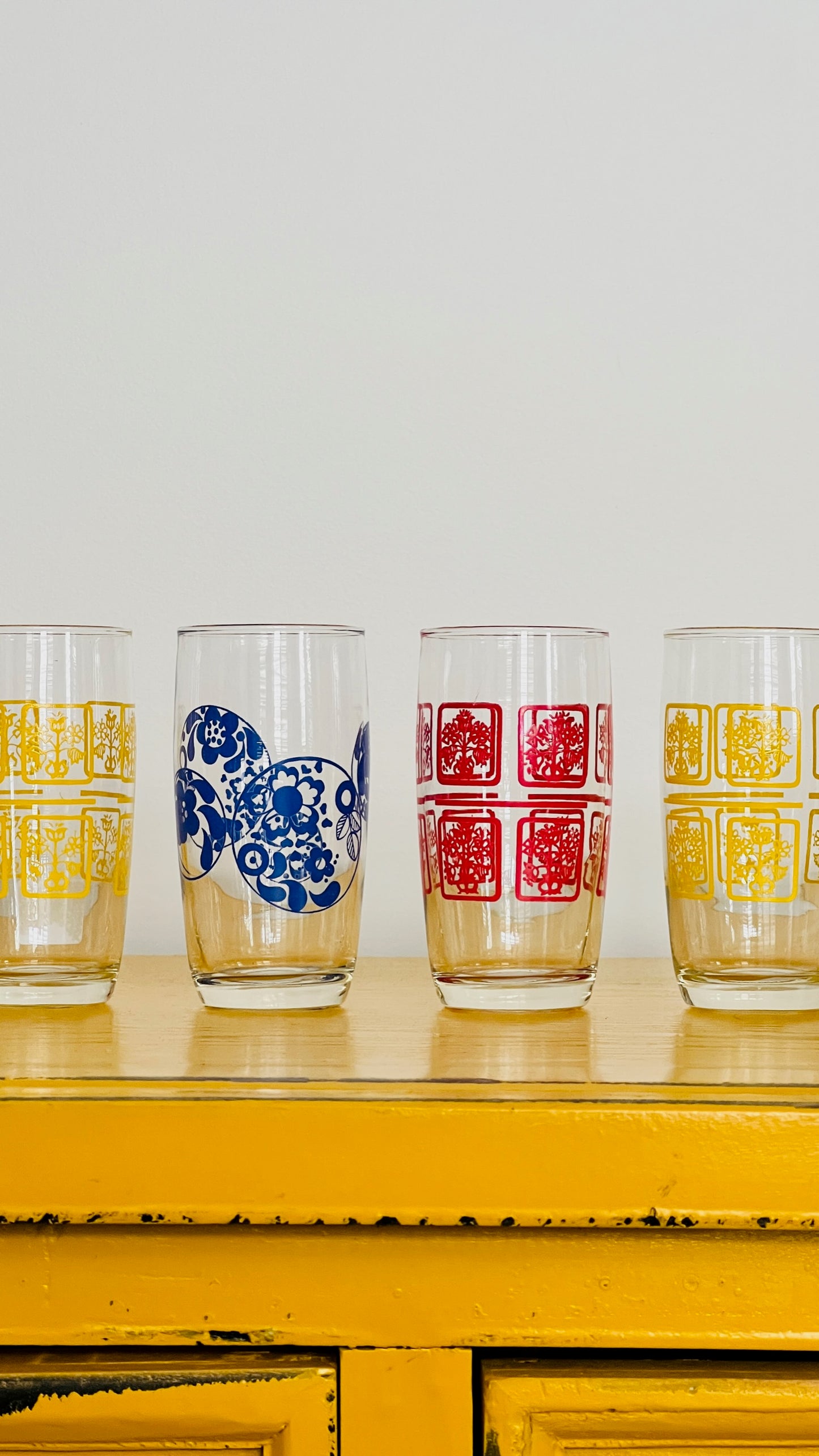 Set of 6 Vintage Glasses
