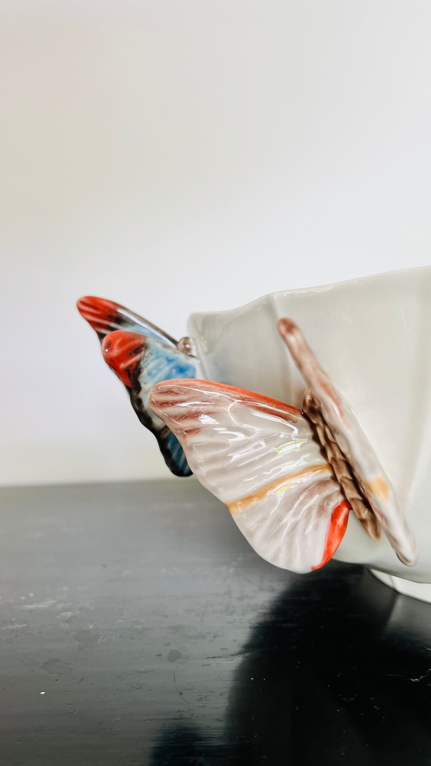 Beautiful Bordallo Pinheiro Cloudy Butterflies - Salad Bowl 4l