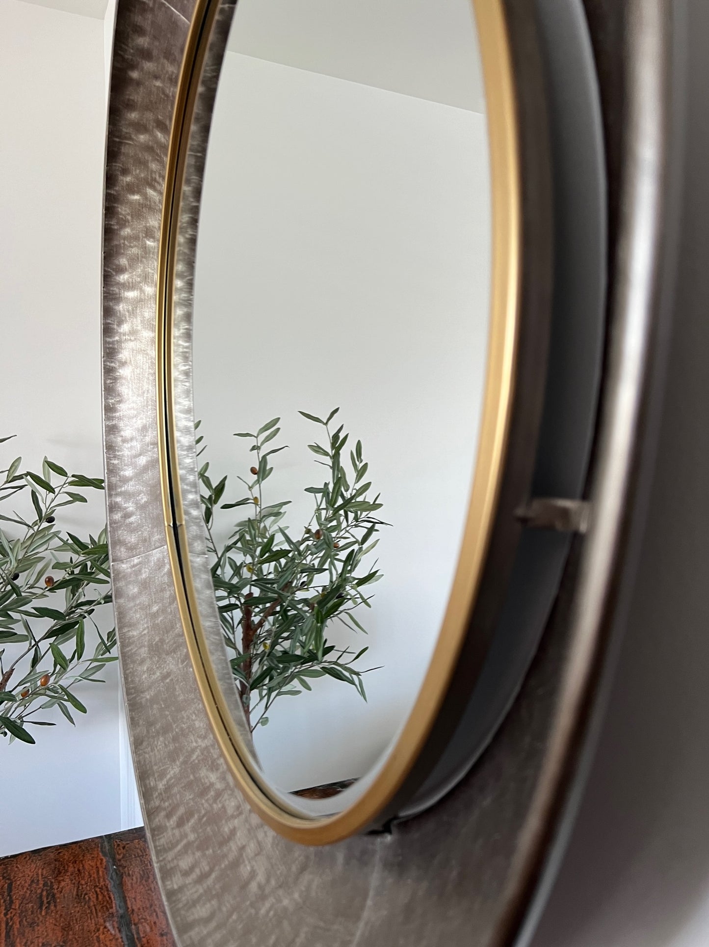 Large Round Nood Mirror