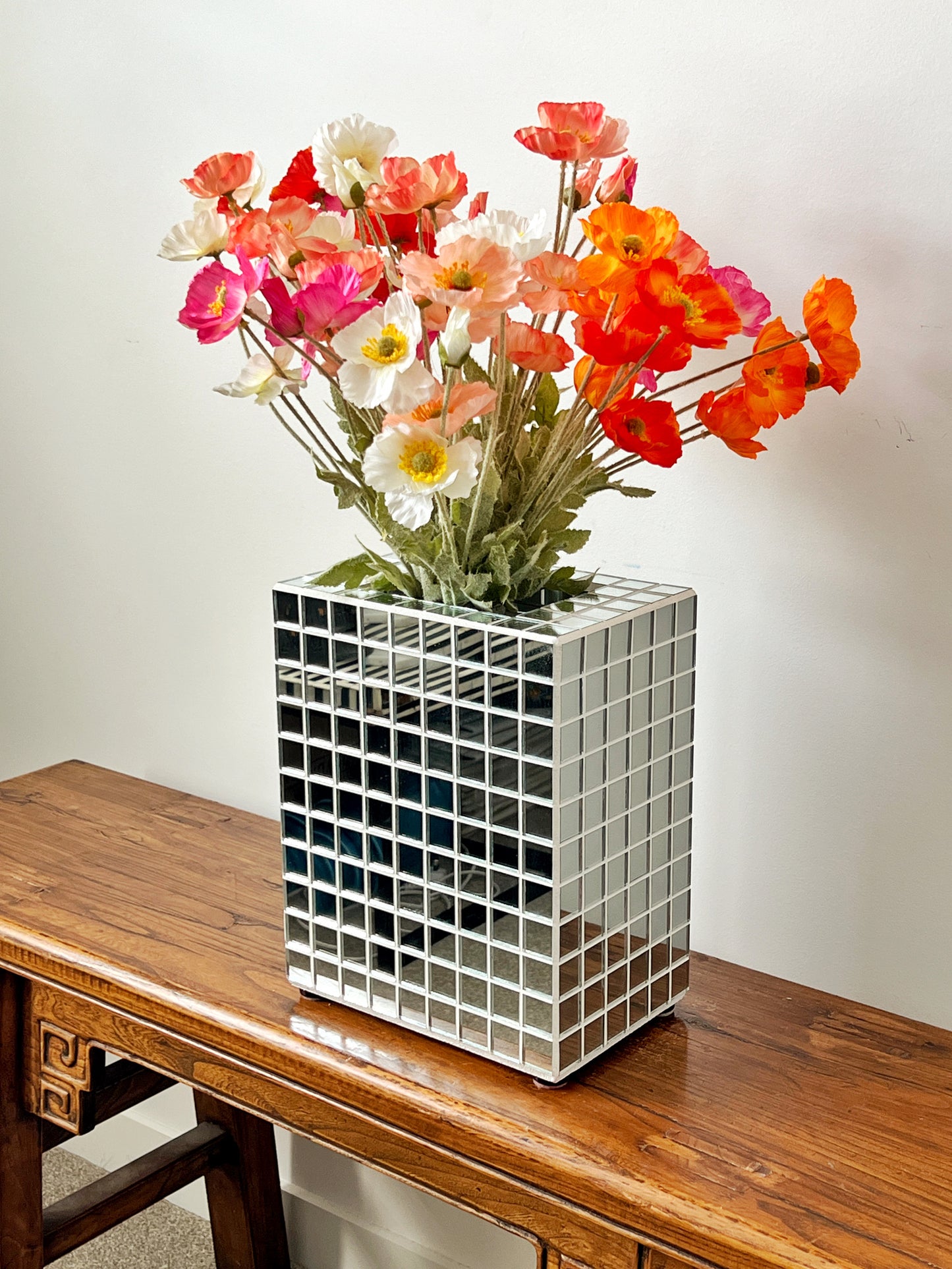 Gorgeous Mirror Tile Vase