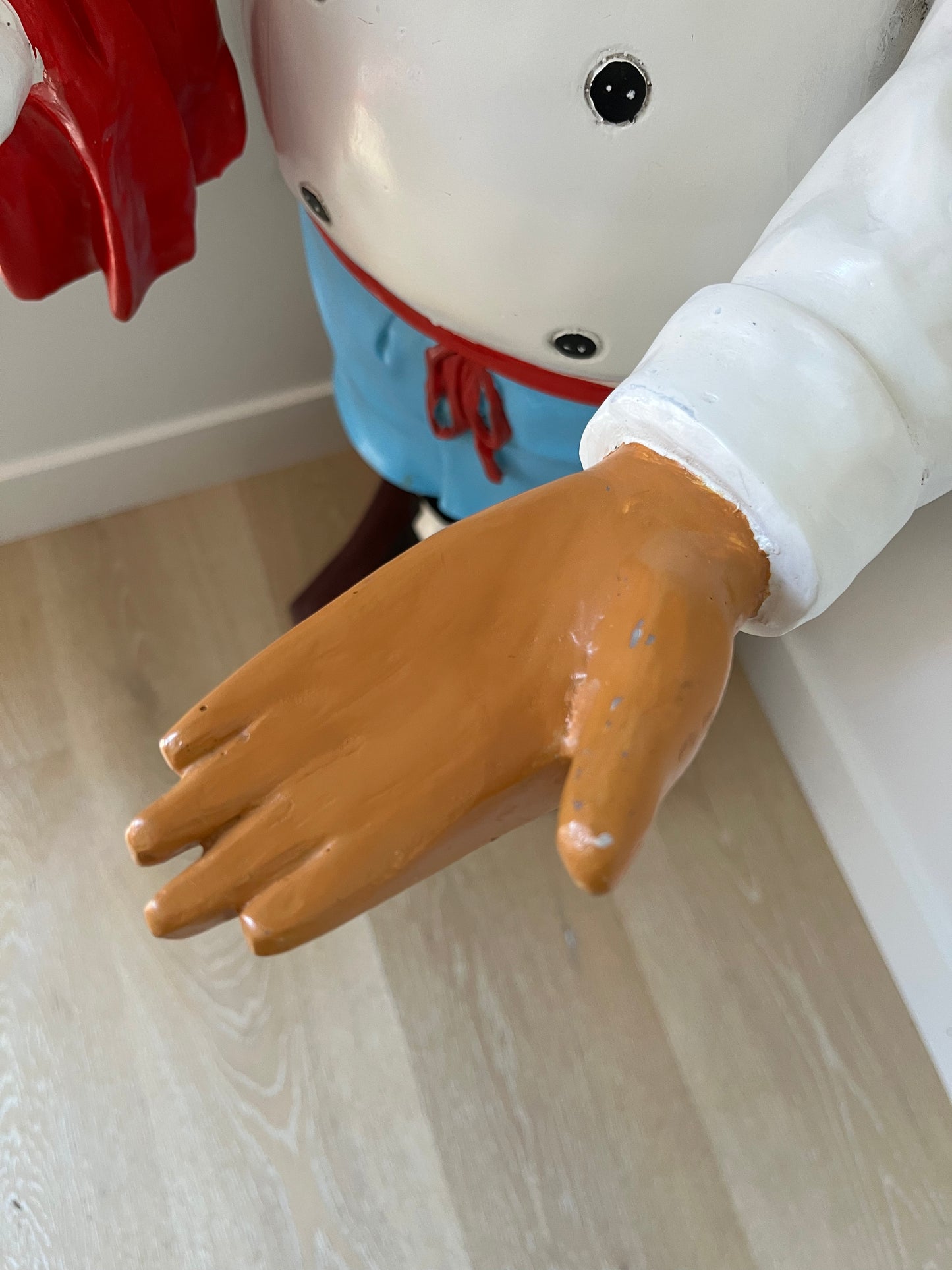 Retro Chef Statue