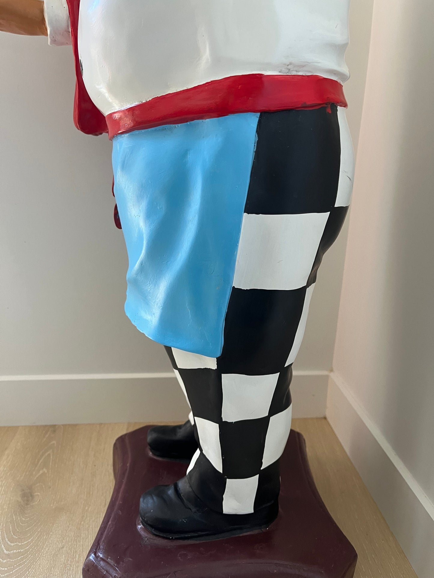 Retro Chef Statue