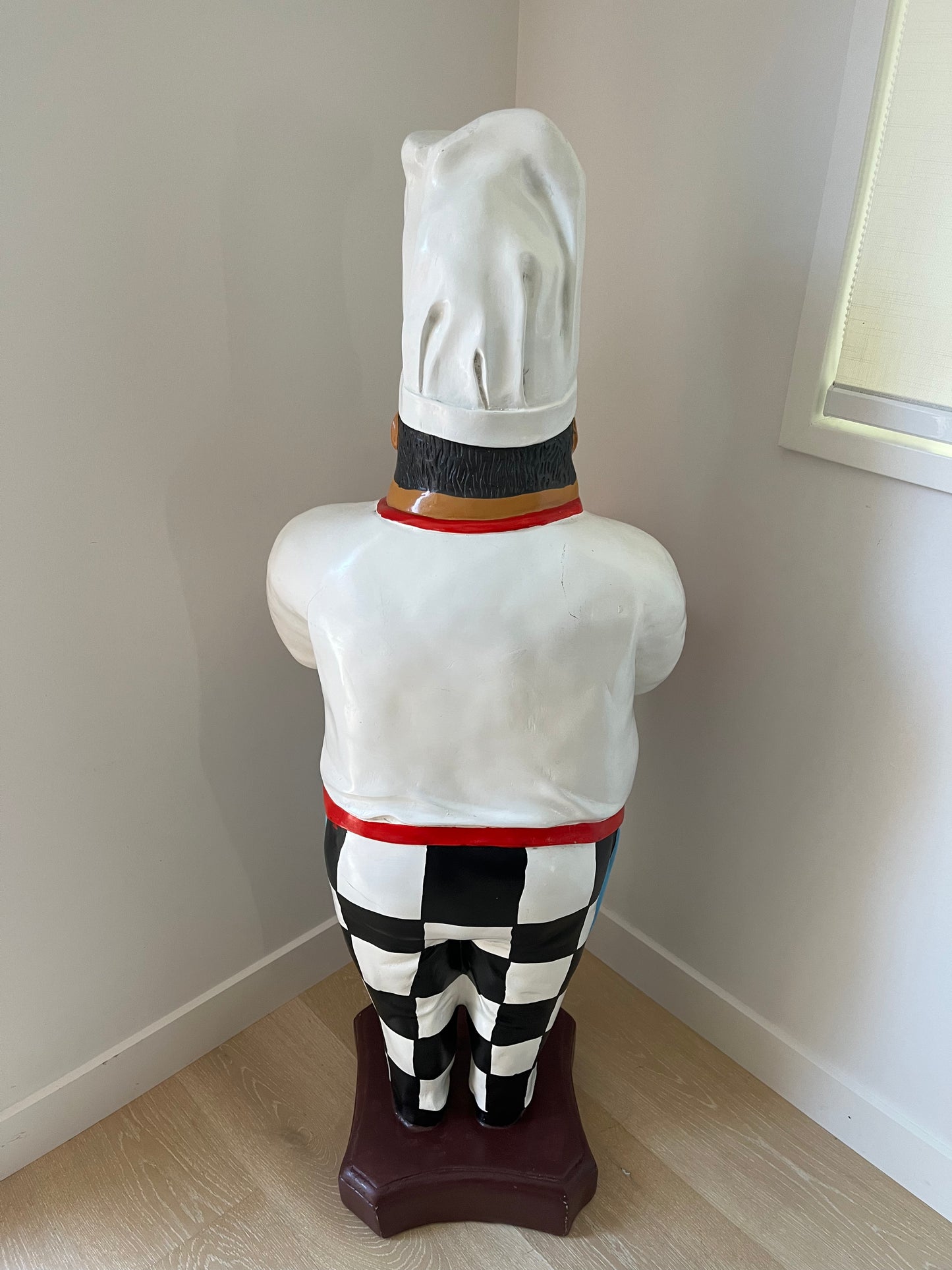 Retro Chef Statue