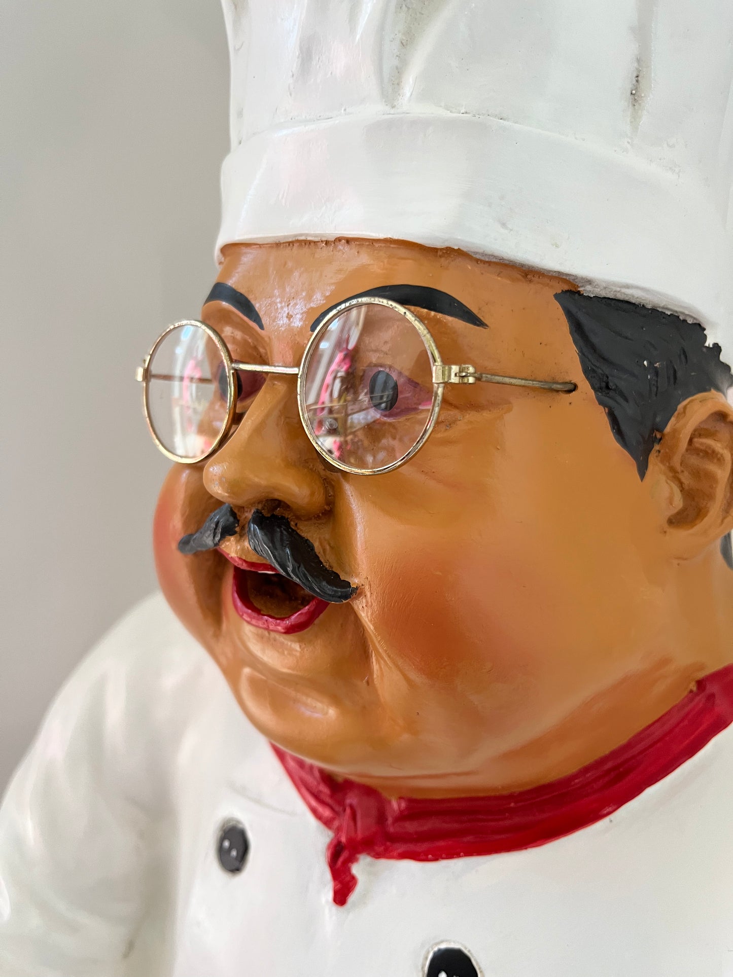 Retro Chef Statue