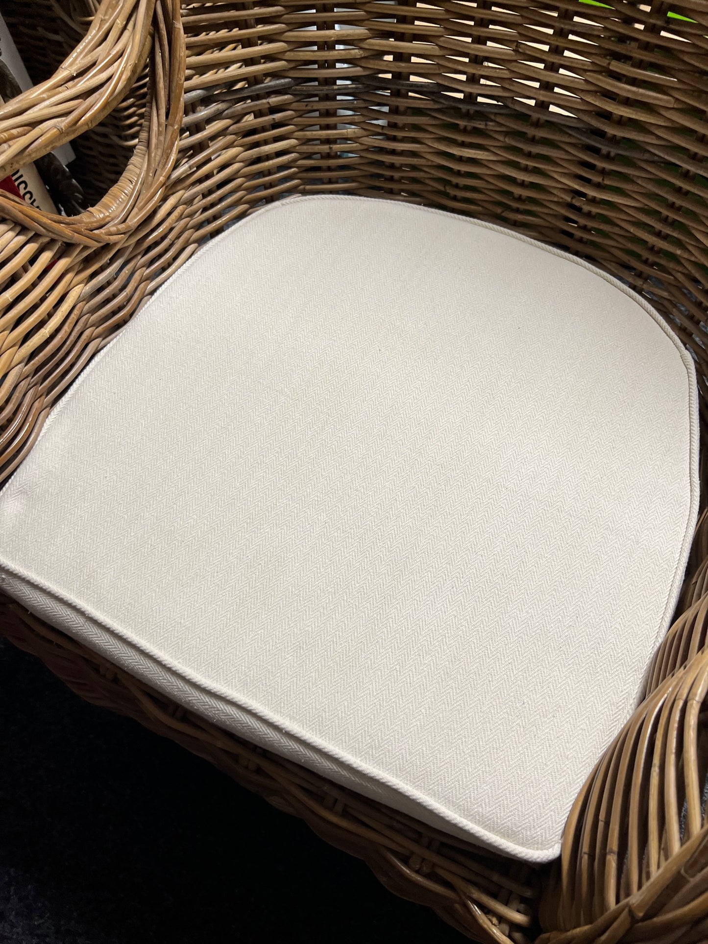 Beautiful Rustic Wicker & Wooden Dining Set