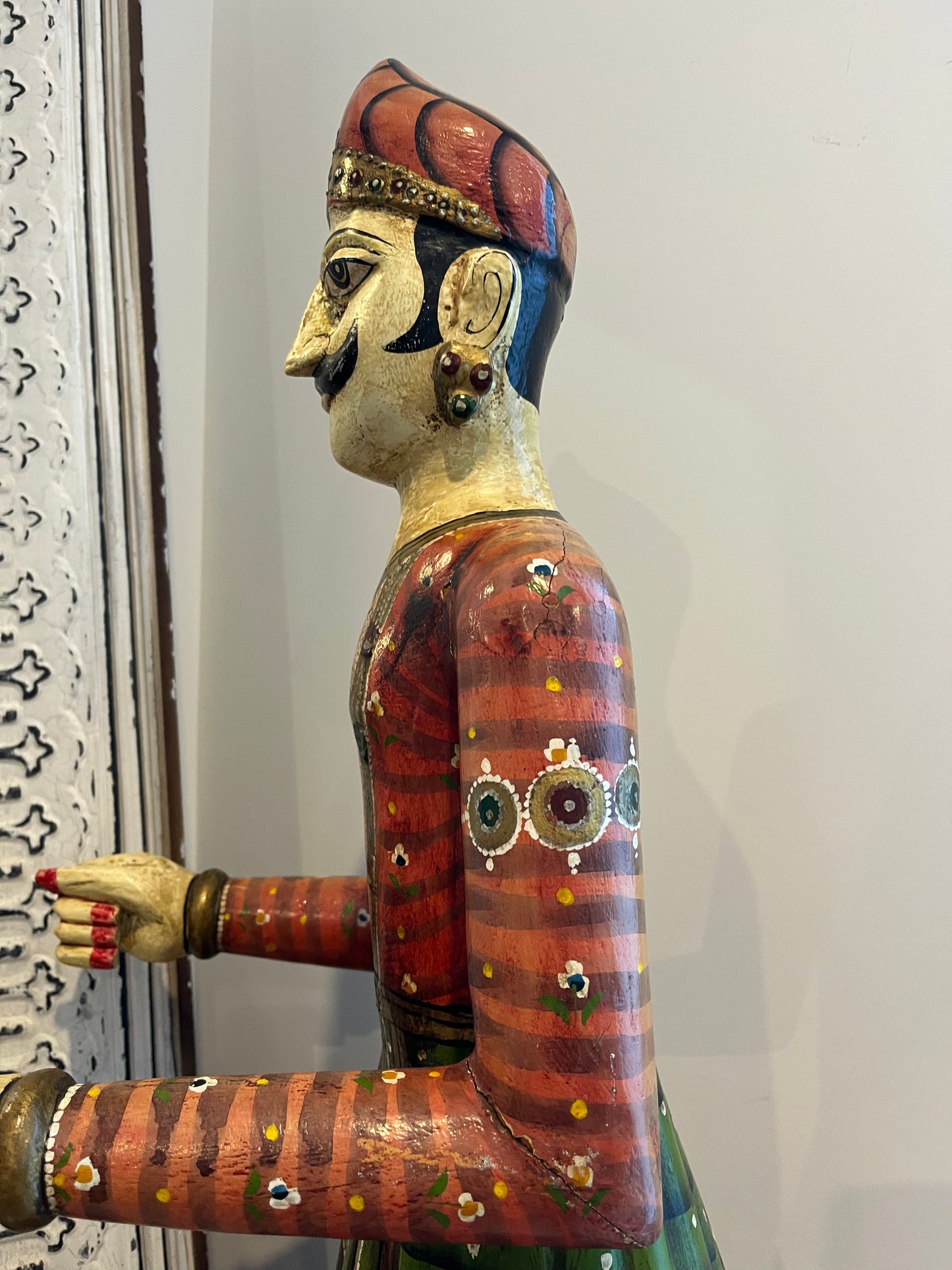 Statue of 1920's Indian Tribesman