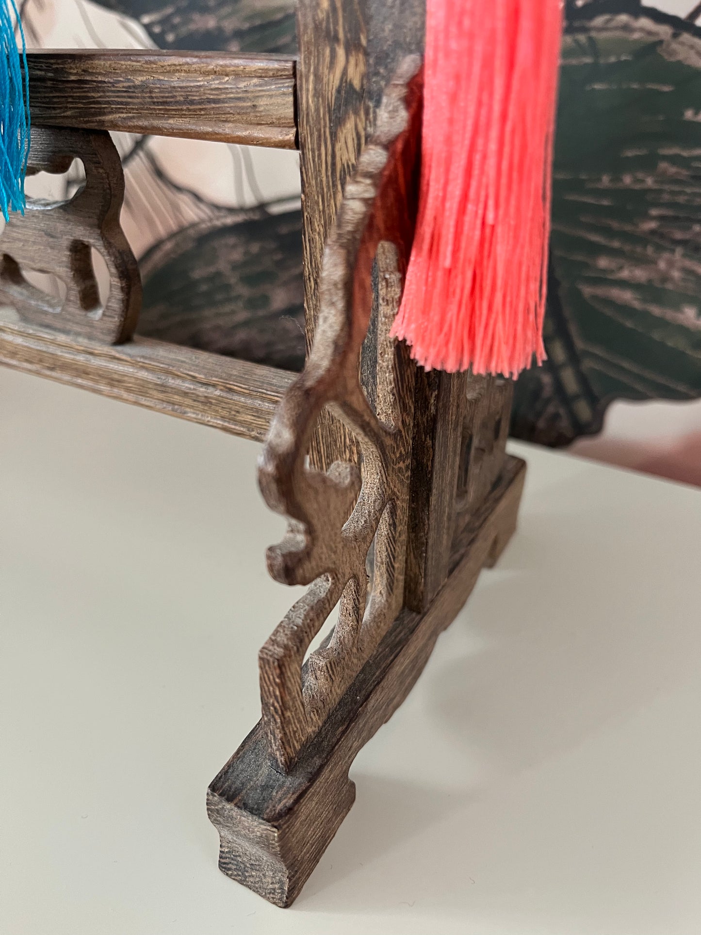 Lovely Oriental Wooden Jewellery Stand