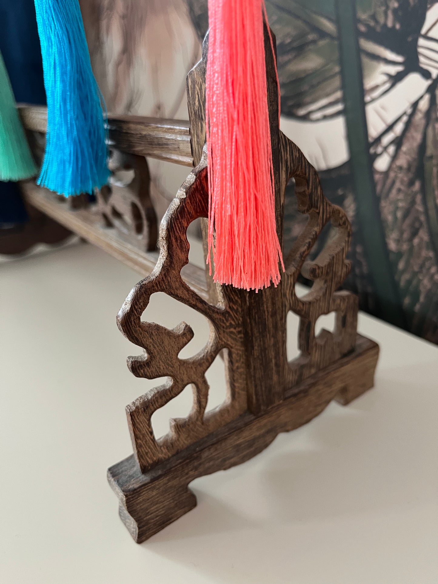 Lovely Oriental Wooden Jewellery Stand
