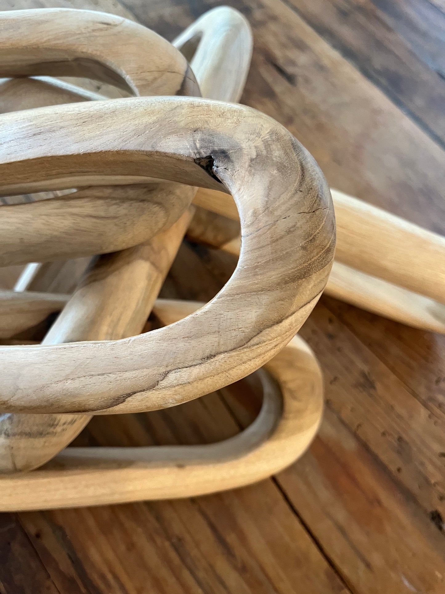 Wood Chain Link Decor