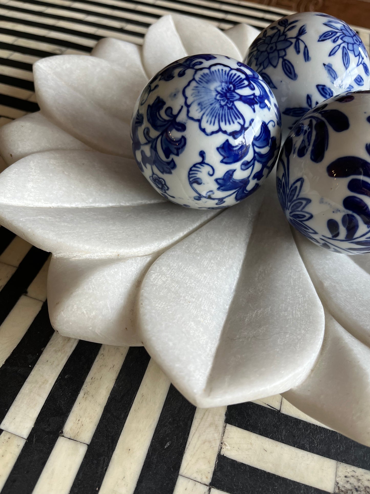 Gorgeous Marble Lotus Plate with Porcelain Balls