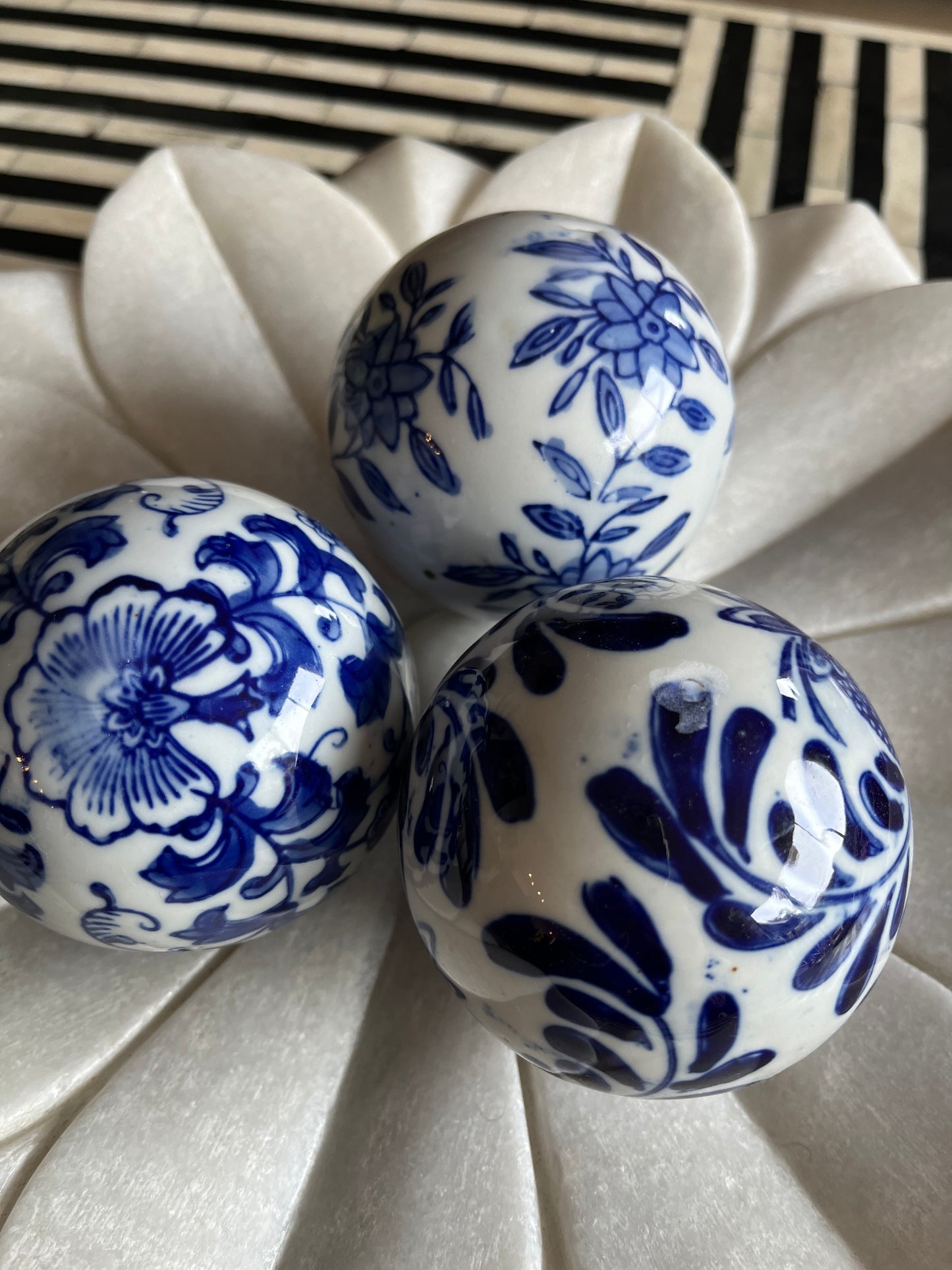 Gorgeous Marble Lotus Plate with Porcelain Balls
