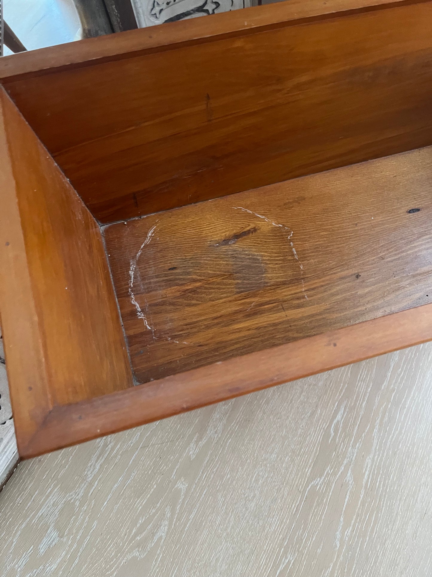 Stunning Vintage Wooden Planter Box/ Magazine Holder