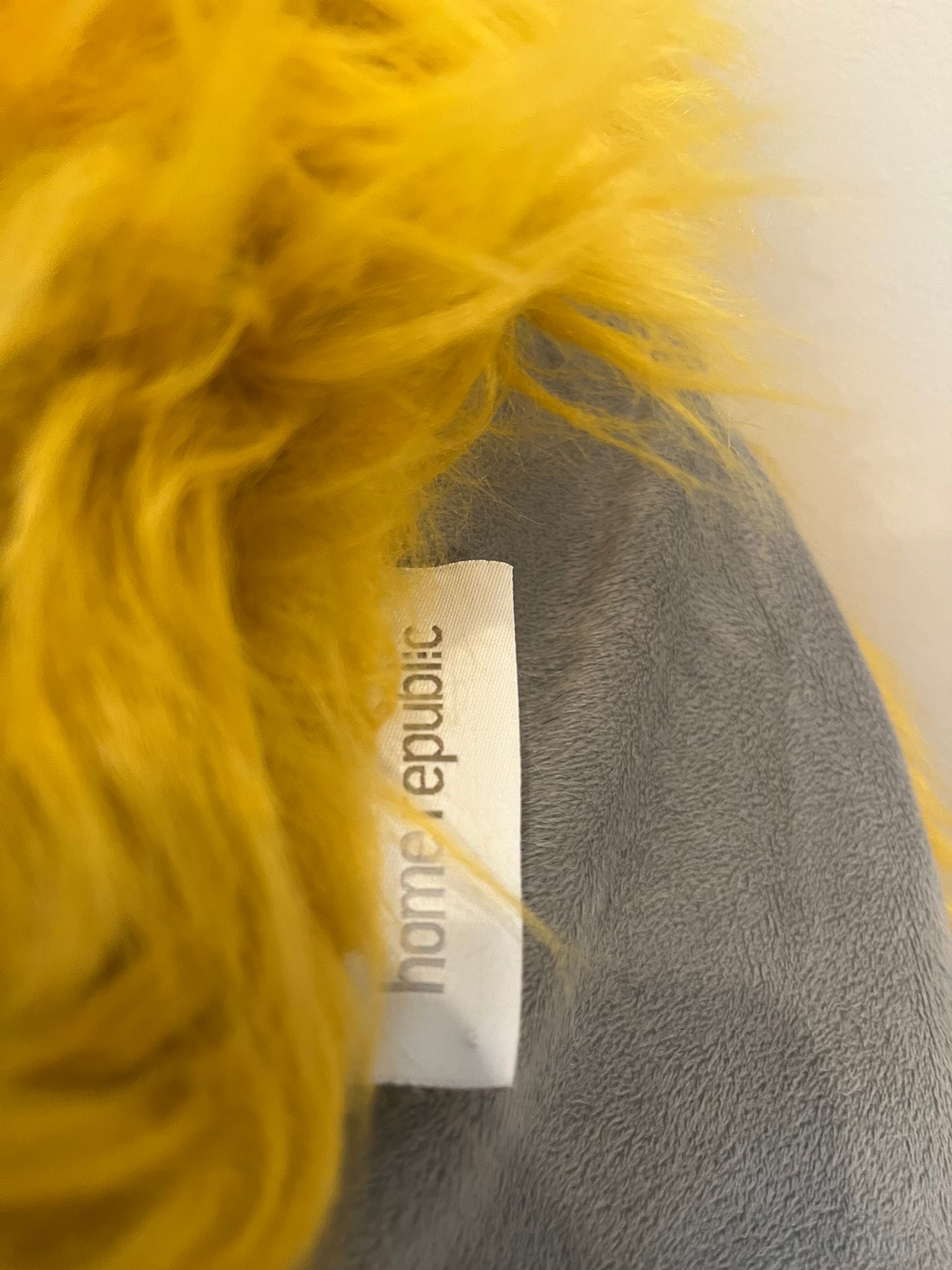 Home Republic Mustard Throw