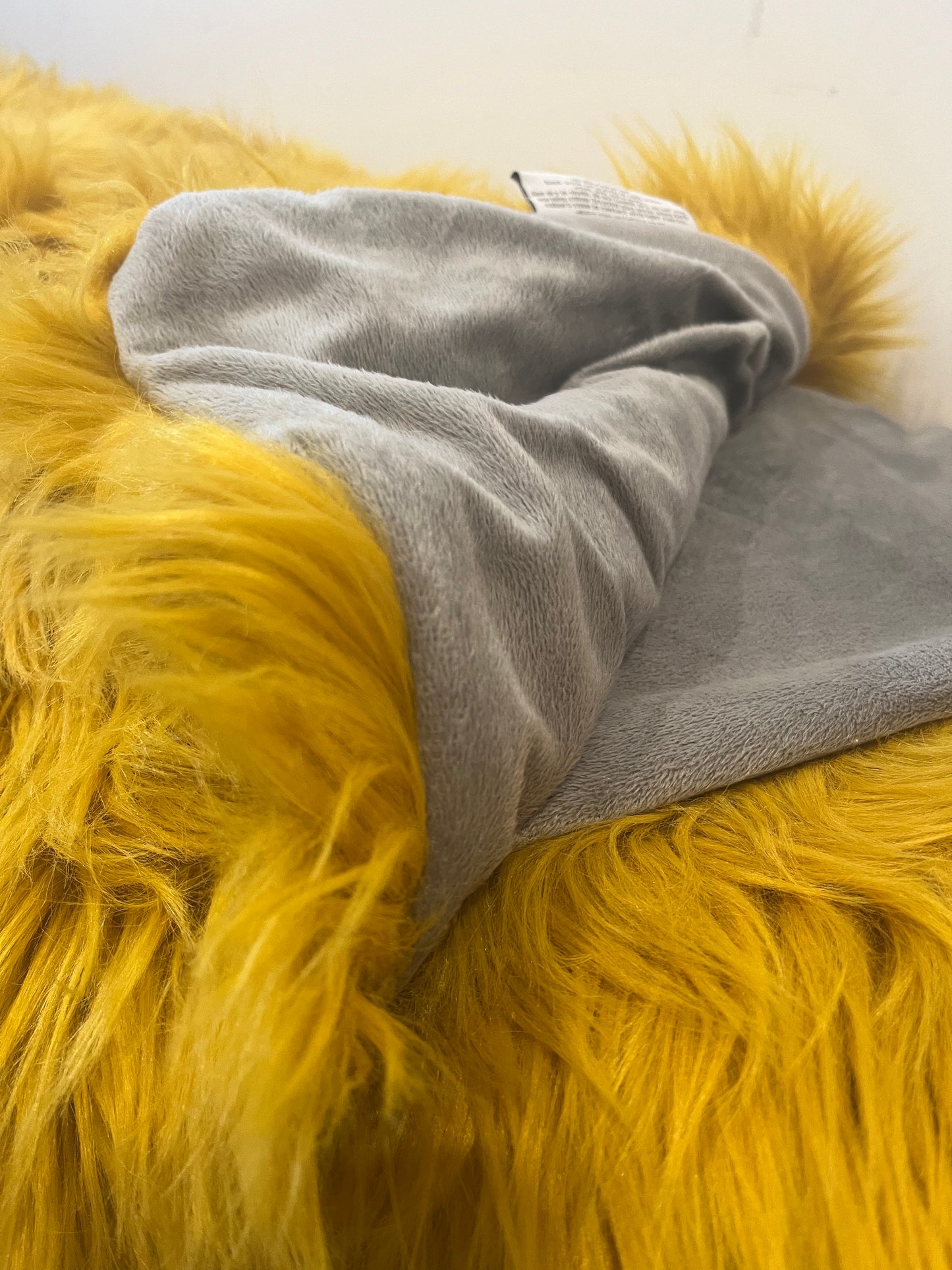 Home Republic Mustard Throw