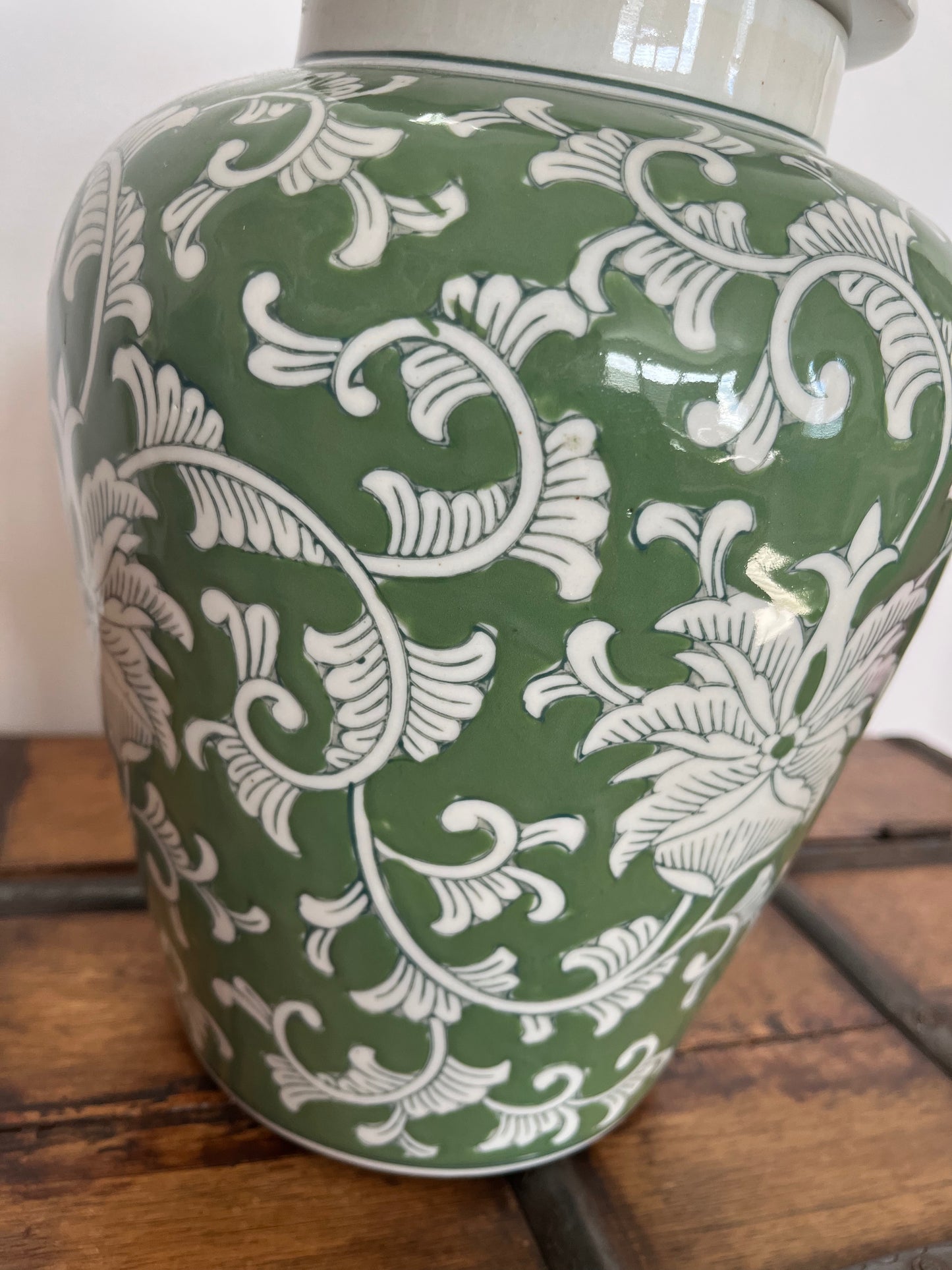 Early Settler Ginger Jar